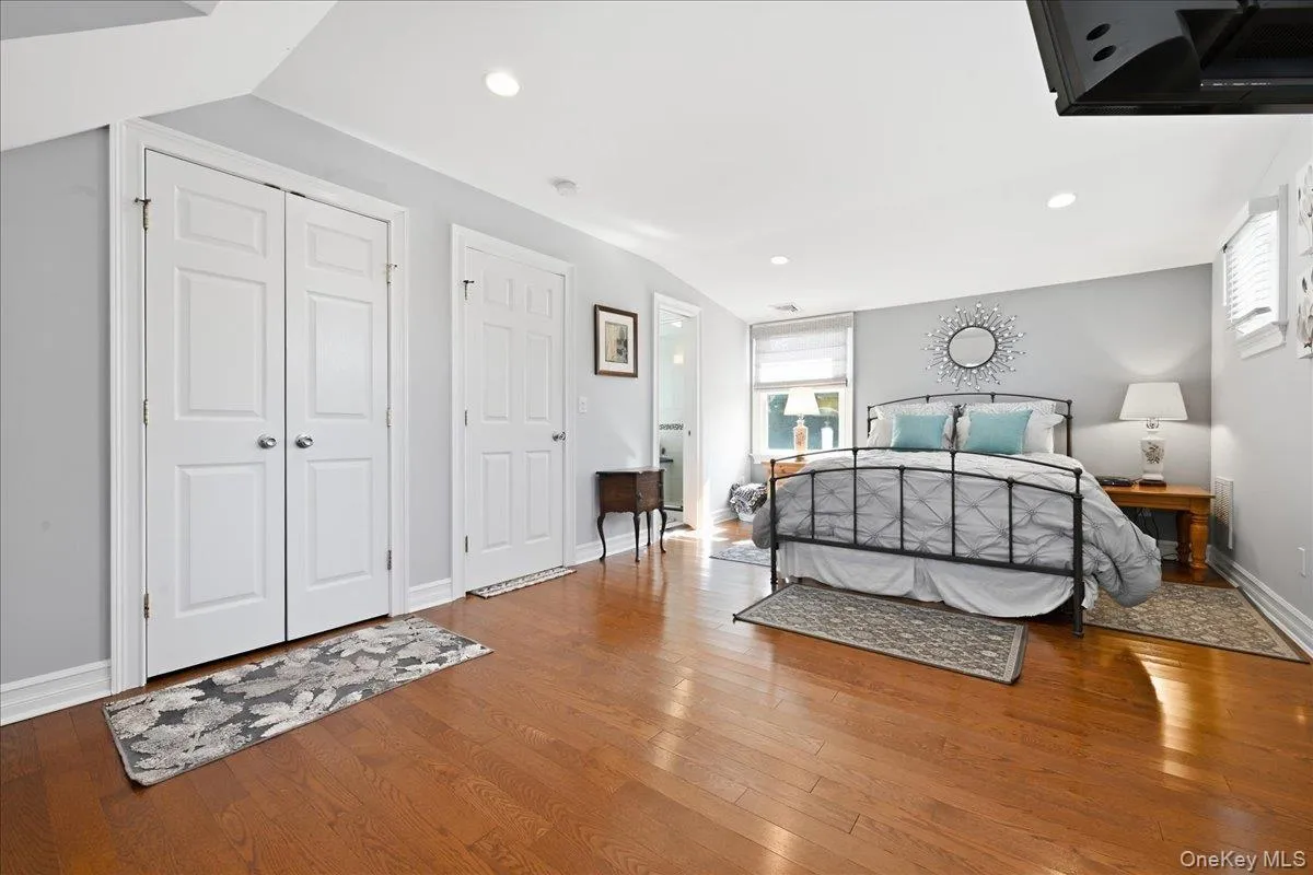 151 New York Avenue, Babylon, NY, 3 Bedrooms Bedrooms, 8 Rooms Rooms,2 BathroomsBathrooms,Residential,For Rent,New York,0,1037020 151 New York Avenue, Babylon, NY, 3 Bedrooms Bedrooms, 8 Rooms Rooms,2 BathroomsBathrooms,Residential,For Rent,New York,0,1037020