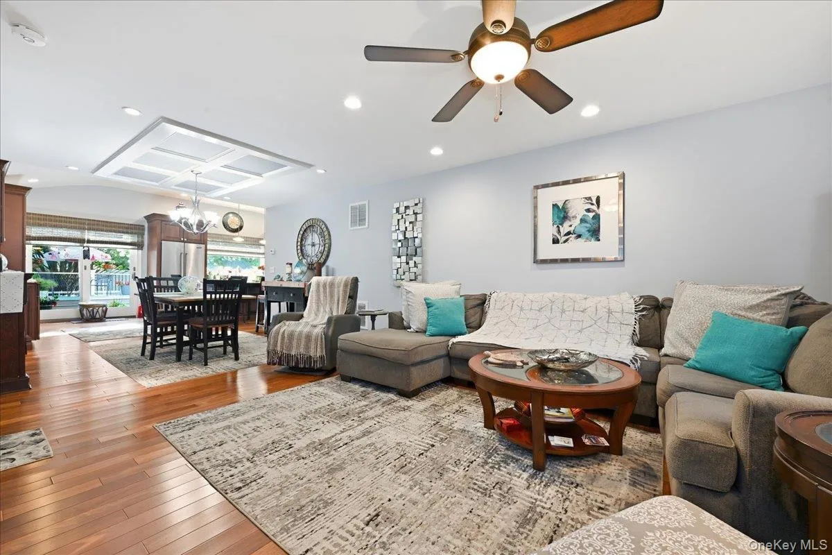 151 New York Avenue, Babylon, NY, 3 Bedrooms Bedrooms, 8 Rooms Rooms,2 BathroomsBathrooms,Residential,For Rent,New York,0,1037020 151 New York Avenue, Babylon, NY, 3 Bedrooms Bedrooms, 8 Rooms Rooms,2 BathroomsBathrooms,Residential,For Rent,New York,0,1037020