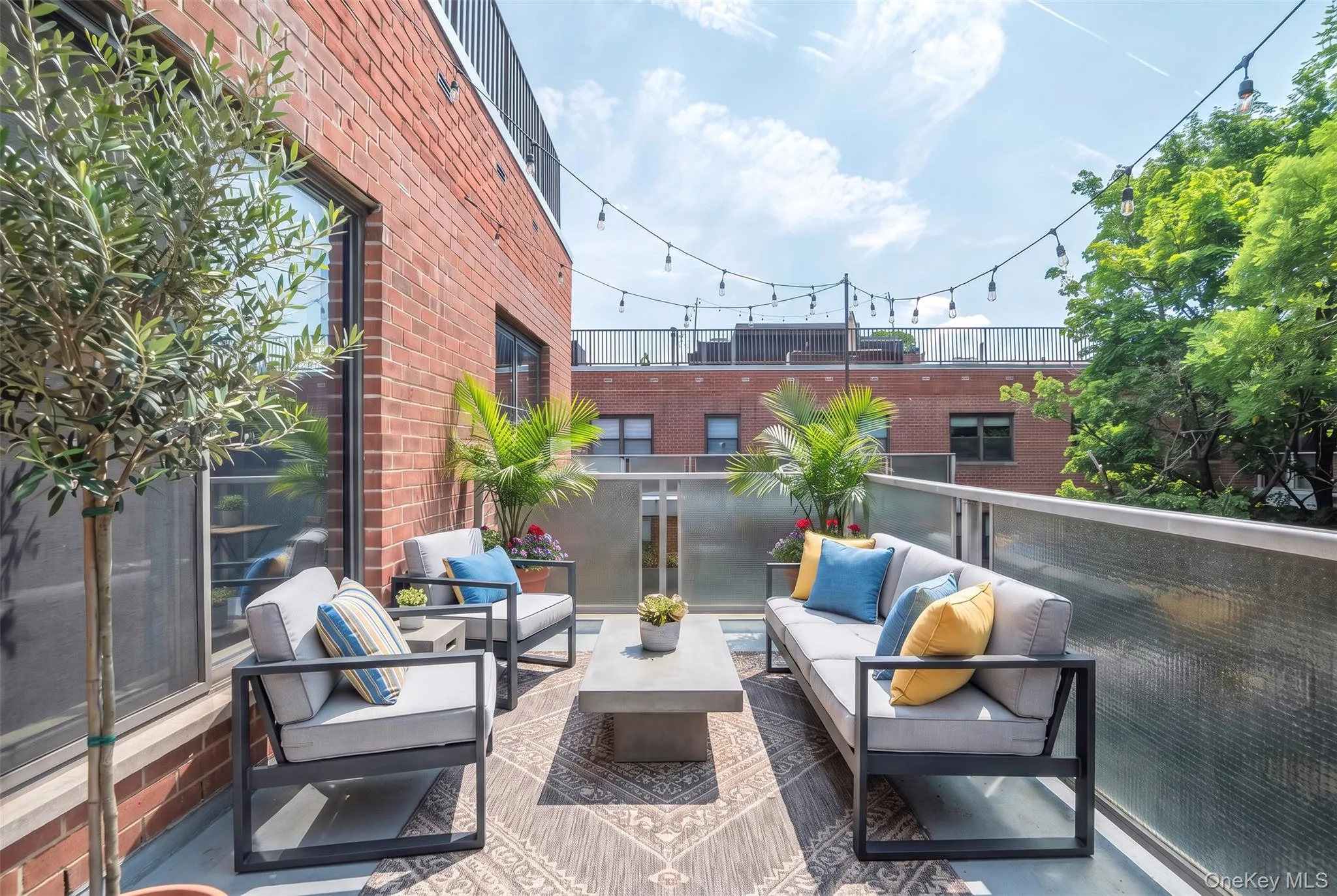 20 Canterbury Road, North Hempstead, NY, 1 Bedroom Bedrooms, 4 Rooms Rooms,1 BathroomBathrooms,Residential,For Rent,Canterbury,0,1037023 20 Canterbury Road, North Hempstead, NY, 1 Bedroom Bedrooms, 4 Rooms Rooms,1 BathroomBathrooms,Residential,For Rent,Canterbury,0,1037023