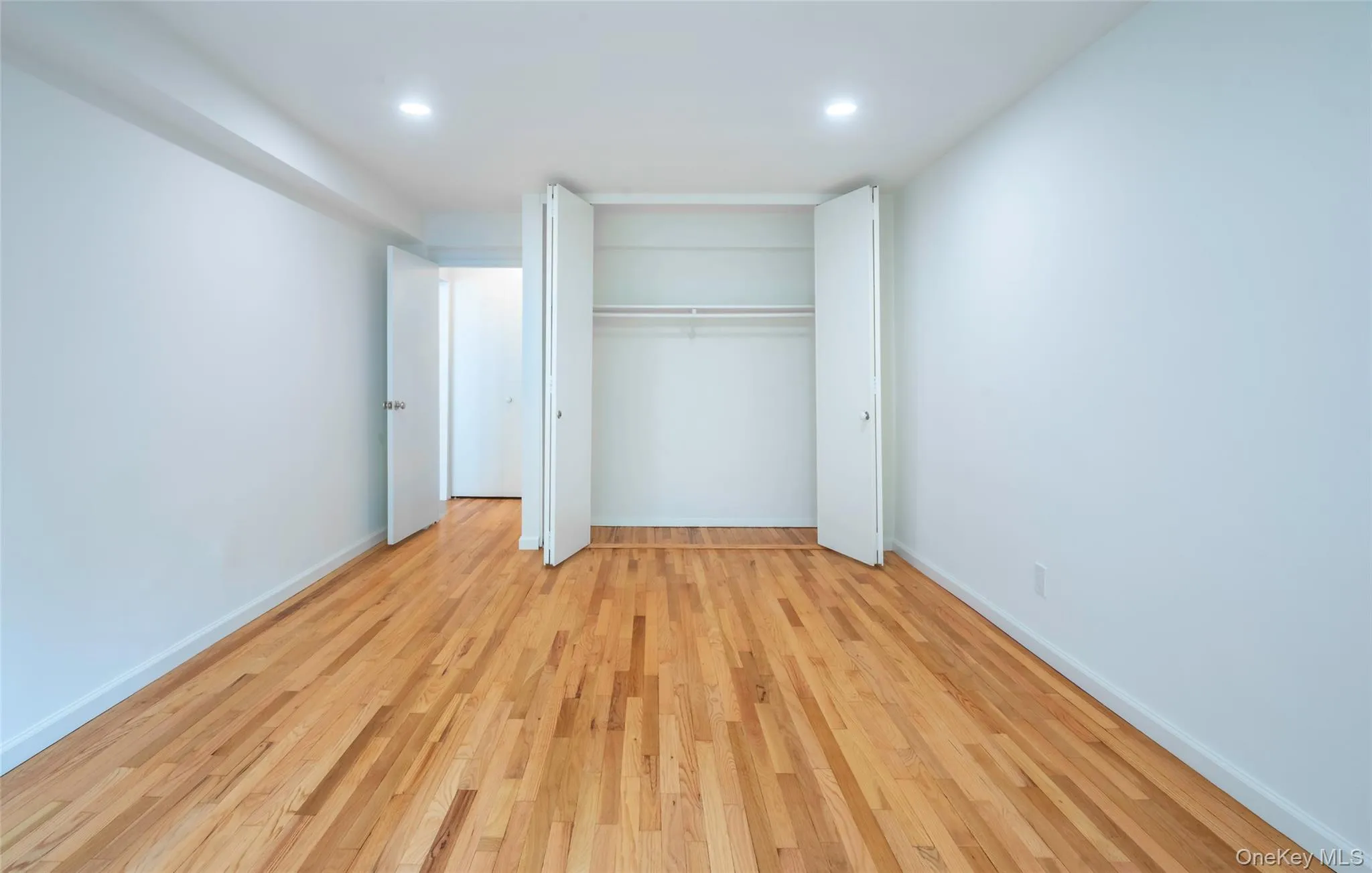 20 Canterbury Road, North Hempstead, NY, 1 Bedroom Bedrooms, 4 Rooms Rooms,1 BathroomBathrooms,Residential,For Rent,Canterbury,0,1037023 20 Canterbury Road, North Hempstead, NY, 1 Bedroom Bedrooms, 4 Rooms Rooms,1 BathroomBathrooms,Residential,For Rent,Canterbury,0,1037023
