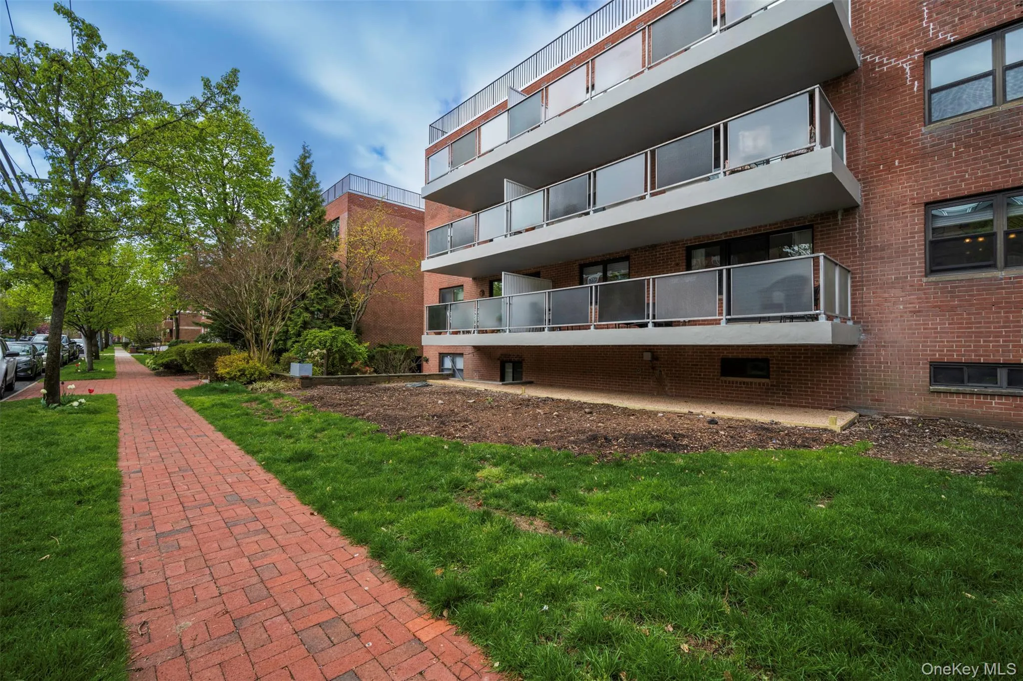 20 Canterbury Road, North Hempstead, NY, 1 Bedroom Bedrooms, 4 Rooms Rooms,1 BathroomBathrooms,Residential,For Rent,Canterbury,0,1037023 20 Canterbury Road, North Hempstead, NY, 1 Bedroom Bedrooms, 4 Rooms Rooms,1 BathroomBathrooms,Residential,For Rent,Canterbury,0,1037023