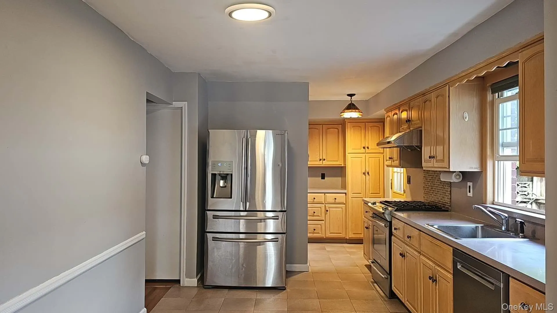 16821 Cryders Lane, New York, NY, 3 Bedrooms Bedrooms, 7 Rooms Rooms,3 BathroomsBathrooms,Residential Lease,For Rent,Cryders,0,1037025 16821 Cryders Lane, New York, NY, 3 Bedrooms Bedrooms, 7 Rooms Rooms,3 BathroomsBathrooms,Residential Lease,For Rent,Cryders,0,1037025