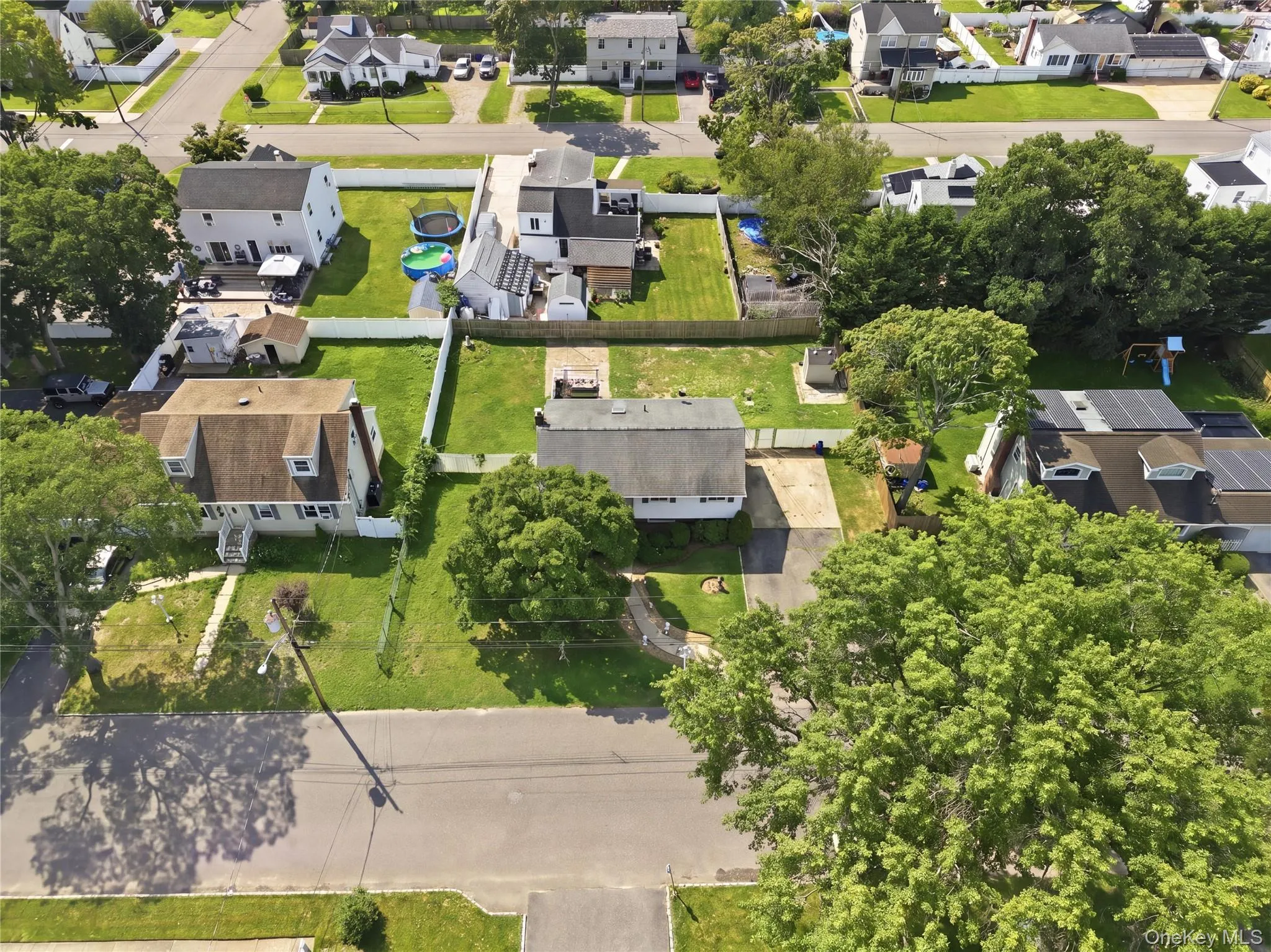 835 7th Street, West Babylon, NY, 3 Bedrooms Bedrooms, 5 Rooms Rooms,2 BathroomsBathrooms,Residential,For Rent,7th,0,1037028 835 7th Street, West Babylon, NY, 3 Bedrooms Bedrooms, 5 Rooms Rooms,2 BathroomsBathrooms,Residential,For Rent,7th,0,1037028