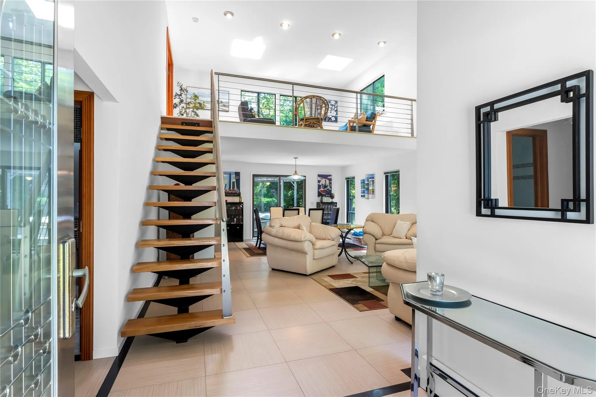 6 Strathmore Court, Southampton, NY, 4 Bedrooms Bedrooms, 9 Rooms Rooms,3 BathroomsBathrooms,Residential,For Rent,Strathmore,0,1037031 6 Strathmore Court, Southampton, NY, 4 Bedrooms Bedrooms, 9 Rooms Rooms,3 BathroomsBathrooms,Residential,For Rent,Strathmore,0,1037031