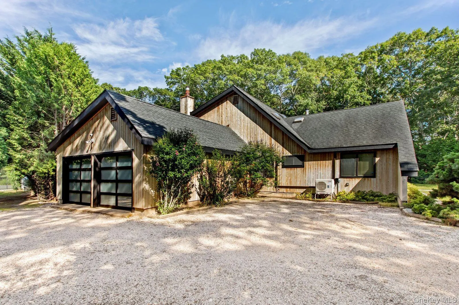 6 Strathmore Court, Southampton, NY, 4 Bedrooms Bedrooms, 9 Rooms Rooms,3 BathroomsBathrooms,Residential,For Rent,Strathmore,0,1037031 6 Strathmore Court, Southampton, NY, 4 Bedrooms Bedrooms, 9 Rooms Rooms,3 BathroomsBathrooms,Residential,For Rent,Strathmore,0,1037031