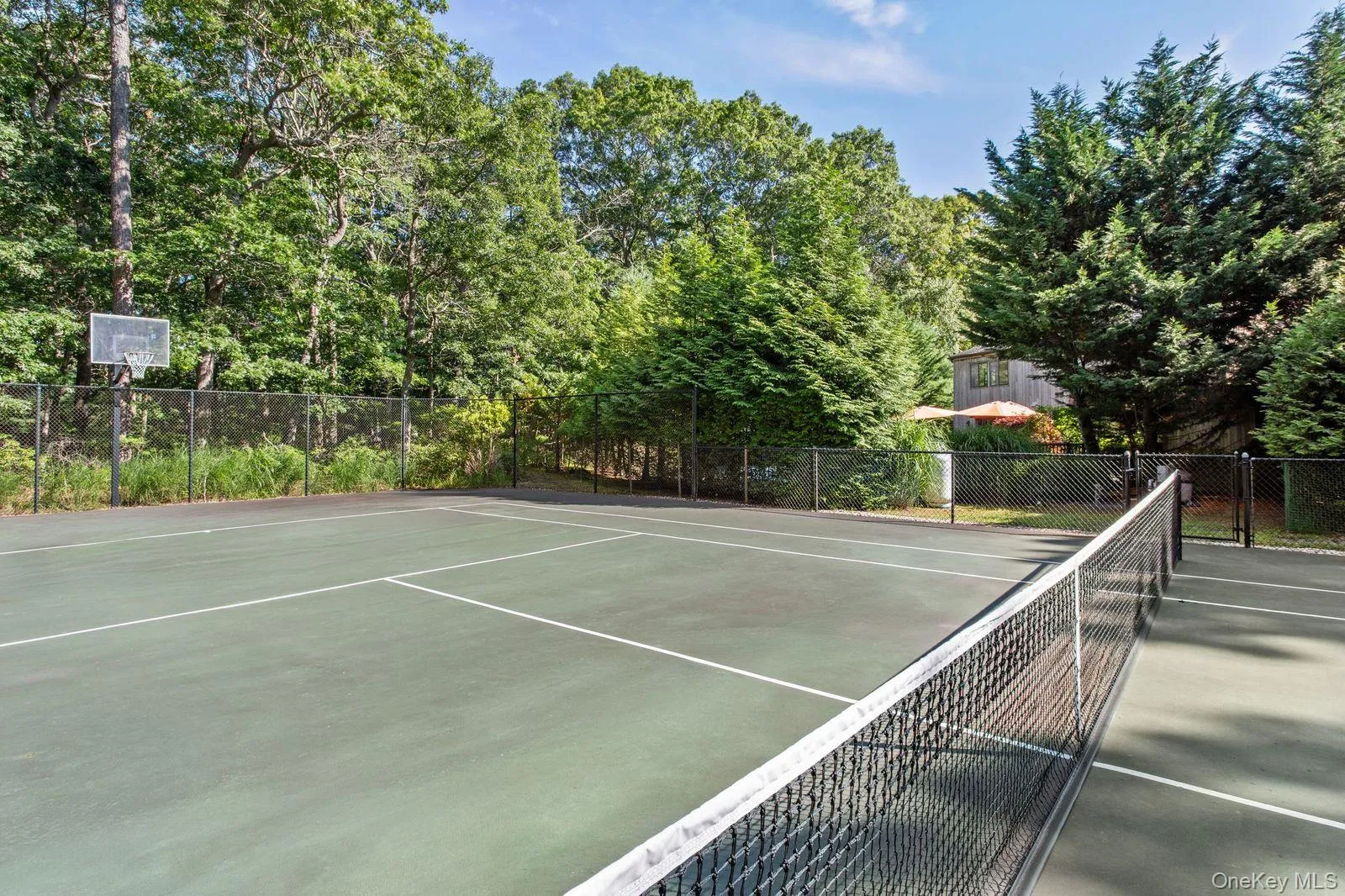 6 Strathmore Court, Southampton, NY, 4 Bedrooms Bedrooms, 9 Rooms Rooms,3 BathroomsBathrooms,Residential,For Rent,Strathmore,0,1037031 6 Strathmore Court, Southampton, NY, 4 Bedrooms Bedrooms, 9 Rooms Rooms,3 BathroomsBathrooms,Residential,For Rent,Strathmore,0,1037031
