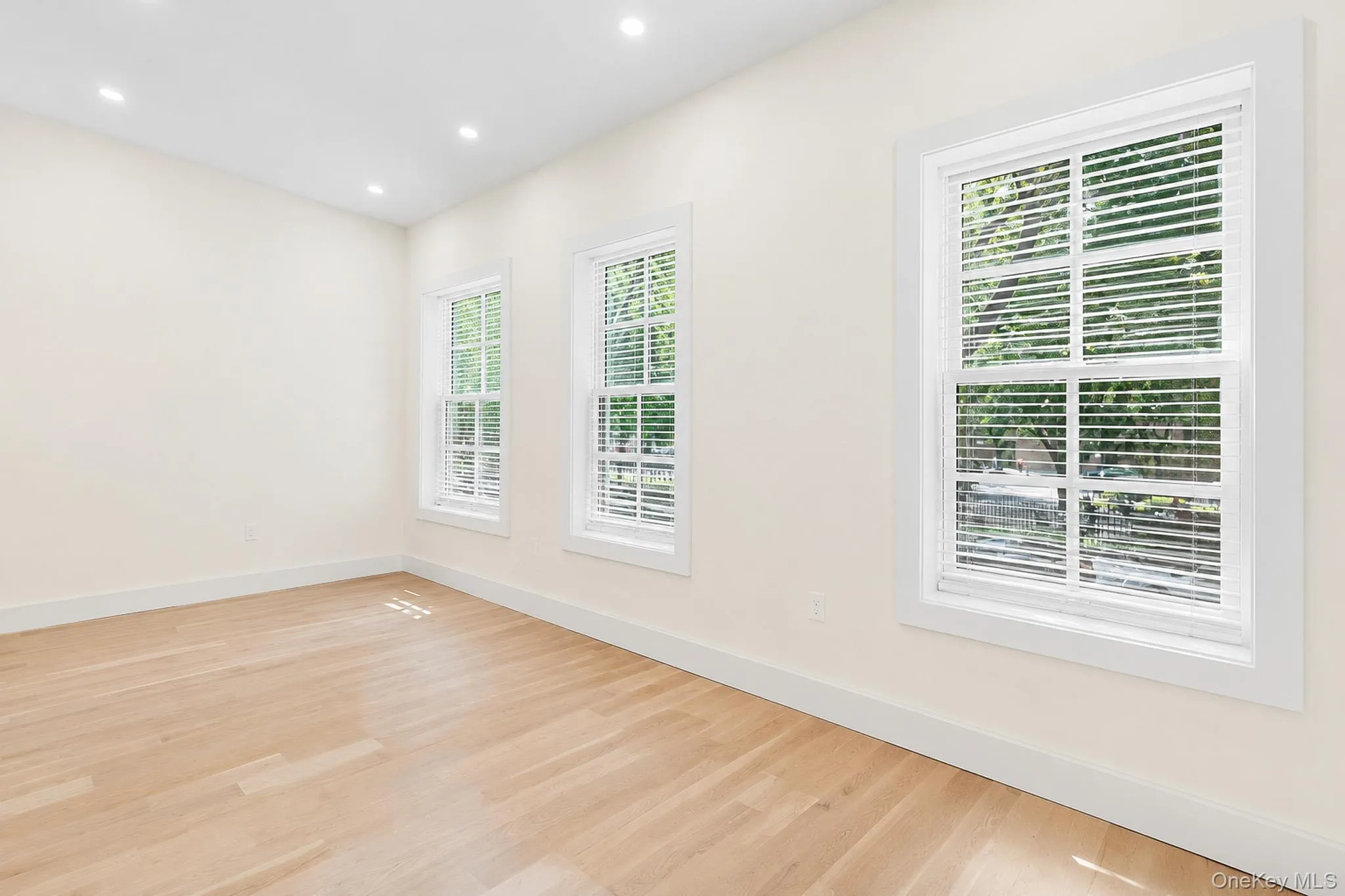 47 Chauncey Street, New York, NY, 2 Bedrooms Bedrooms, 5 Rooms Rooms,2 BathroomsBathrooms,Residential,For Rent,Chauncey,0,1037034 47 Chauncey Street, New York, NY, 2 Bedrooms Bedrooms, 5 Rooms Rooms,2 BathroomsBathrooms,Residential,For Rent,Chauncey,0,1037034