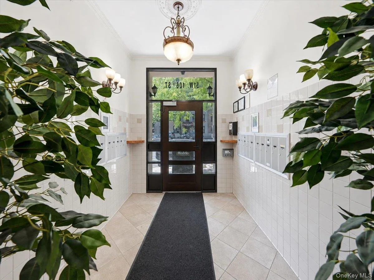 51 106th Street, New York, NY, 3 Bedrooms Bedrooms, 5 Rooms Rooms,1 BathroomBathrooms,Residential,For Rent,106th,0,1037036 51 106th Street, New York, NY, 3 Bedrooms Bedrooms, 5 Rooms Rooms,1 BathroomBathrooms,Residential,For Rent,106th,0,1037036