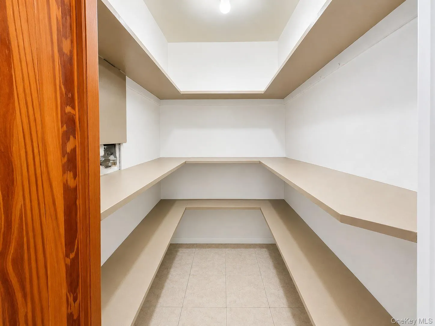 100 Lee Avenue, Babylon, NY, 2 Bedrooms Bedrooms, 4 Rooms Rooms,1 BathroomBathrooms,Residential Lease,For Rent,Lee,0,1037039 100 Lee Avenue, Babylon, NY, 2 Bedrooms Bedrooms, 4 Rooms Rooms,1 BathroomBathrooms,Residential Lease,For Rent,Lee,0,1037039