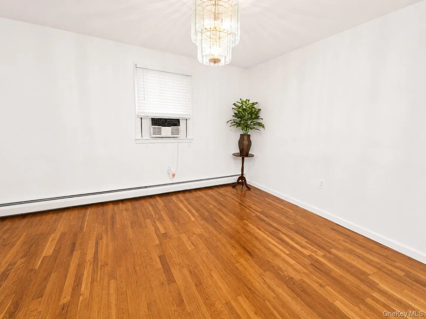 100 Lee Avenue, Babylon, NY, 2 Bedrooms Bedrooms, 4 Rooms Rooms,1 BathroomBathrooms,Residential Lease,For Rent,Lee,0,1037039 100 Lee Avenue, Babylon, NY, 2 Bedrooms Bedrooms, 4 Rooms Rooms,1 BathroomBathrooms,Residential Lease,For Rent,Lee,0,1037039
