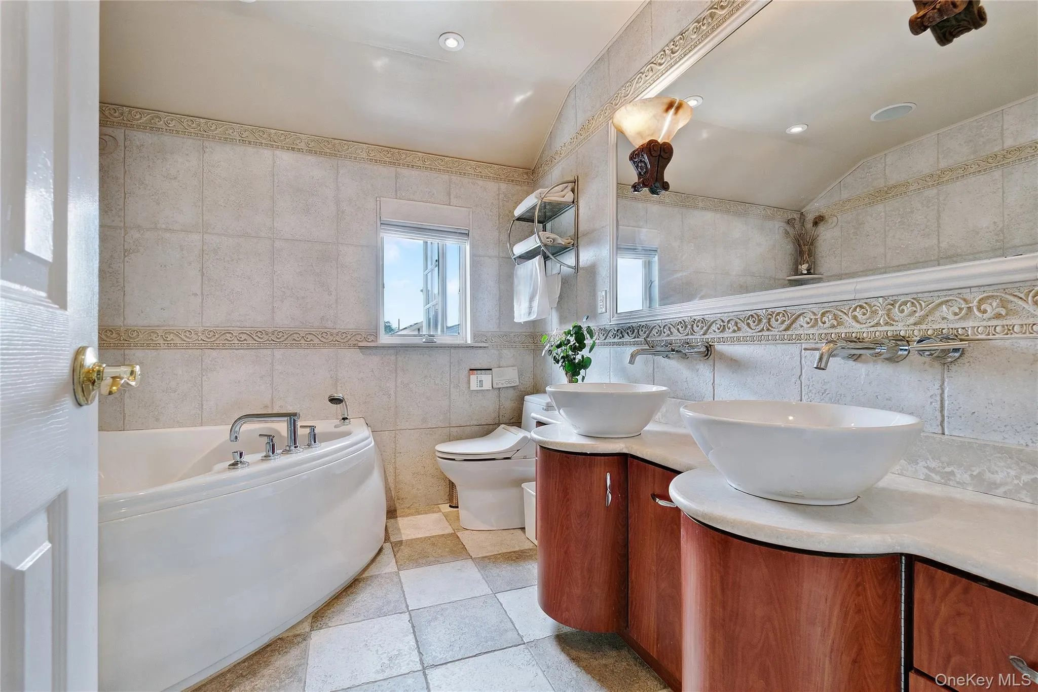 158-23 92nd Street, New York, NY, 3 Bedrooms Bedrooms, 8 Rooms Rooms,2 BathroomsBathrooms,Residential,For Rent,92nd,0,1037044 158-23 92nd Street, New York, NY, 3 Bedrooms Bedrooms, 8 Rooms Rooms,2 BathroomsBathrooms,Residential,For Rent,92nd,0,1037044