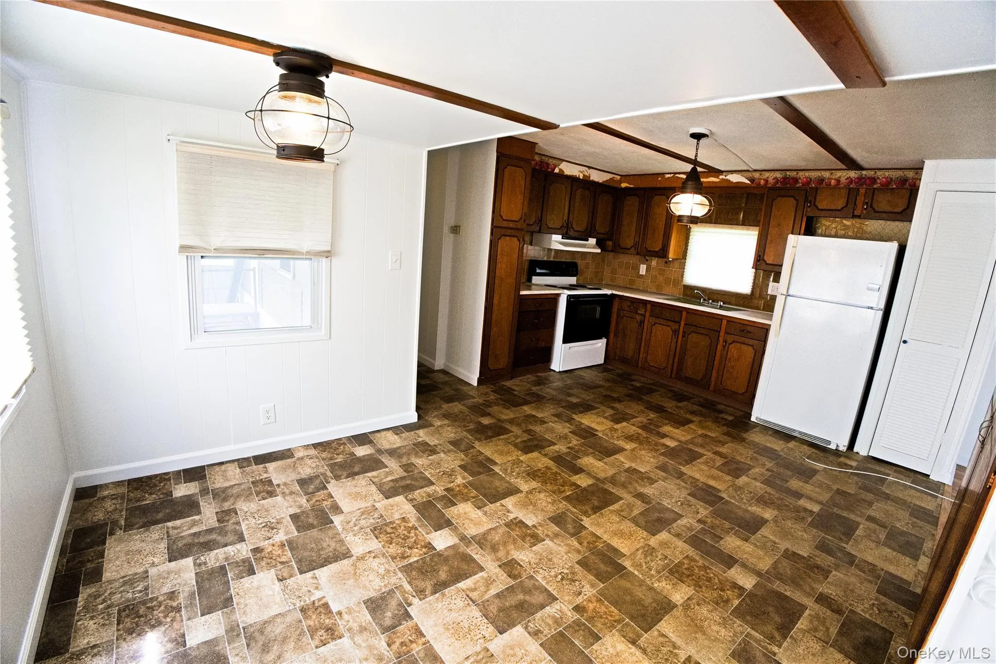 703 Fresh Pond Avenue, Riverhead, NY, 2 Bedrooms Bedrooms, 5 Rooms Rooms,1 BathroomBathrooms,Residential,For Rent,Fresh Pond,0,1037046 703 Fresh Pond Avenue, Riverhead, NY, 2 Bedrooms Bedrooms, 5 Rooms Rooms,1 BathroomBathrooms,Residential,For Rent,Fresh Pond,0,1037046