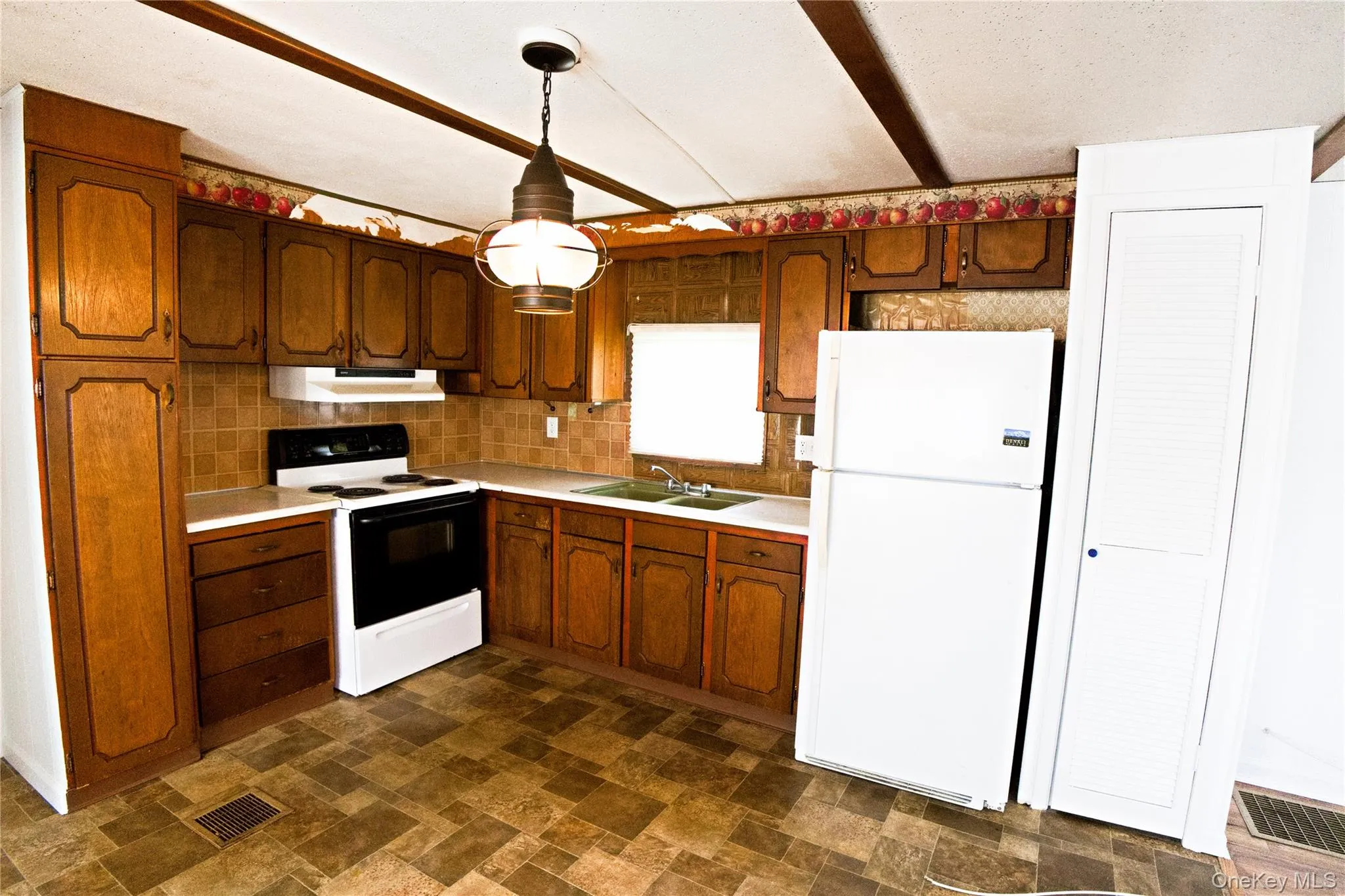 703 Fresh Pond Avenue, Riverhead, NY, 2 Bedrooms Bedrooms, 5 Rooms Rooms,1 BathroomBathrooms,Residential,For Rent,Fresh Pond,0,1037046 703 Fresh Pond Avenue, Riverhead, NY, 2 Bedrooms Bedrooms, 5 Rooms Rooms,1 BathroomBathrooms,Residential,For Rent,Fresh Pond,0,1037046