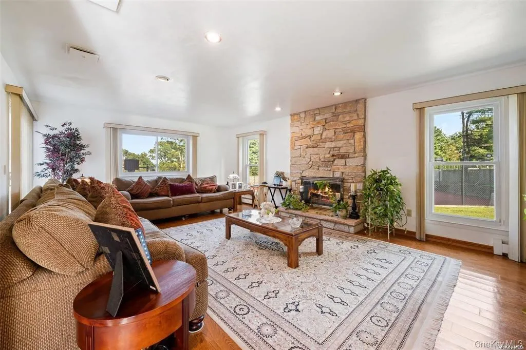4 Jester Court, Huntington, NY, 5 Bedrooms Bedrooms, 10 Rooms Rooms,6 BathroomsBathrooms,Residential,For Rent,Jester,0,1037053 4 Jester Court, Huntington, NY, 5 Bedrooms Bedrooms, 10 Rooms Rooms,6 BathroomsBathrooms,Residential,For Rent,Jester,0,1037053