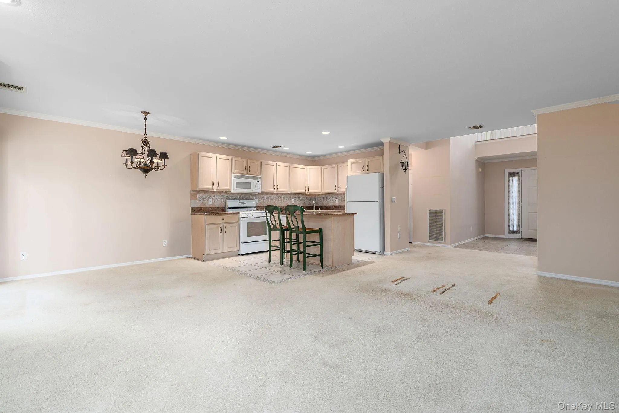 406 Willow Pond Drive, Riverhead, NY, 2 Bedrooms Bedrooms, 5 Rooms Rooms,2 BathroomsBathrooms,Residential,For Rent,Willow Pond,0,1037056 406 Willow Pond Drive, Riverhead, NY, 2 Bedrooms Bedrooms, 5 Rooms Rooms,2 BathroomsBathrooms,Residential,For Rent,Willow Pond,0,1037056