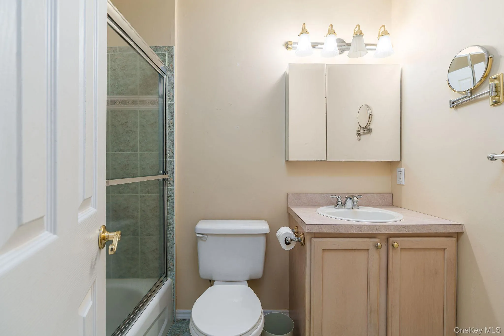 406 Willow Pond Drive, Riverhead, NY, 2 Bedrooms Bedrooms, 5 Rooms Rooms,2 BathroomsBathrooms,Residential,For Rent,Willow Pond,0,1037056 406 Willow Pond Drive, Riverhead, NY, 2 Bedrooms Bedrooms, 5 Rooms Rooms,2 BathroomsBathrooms,Residential,For Rent,Willow Pond,0,1037056