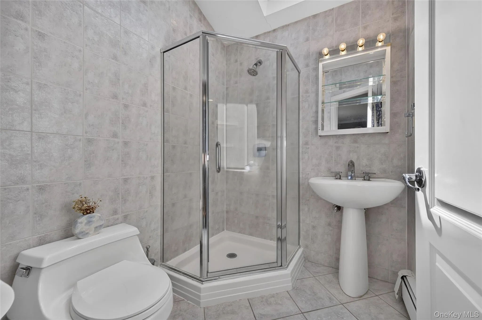 1 Ryan Court, Oyster Bay, NY, 3 Bedrooms Bedrooms, 7 Rooms Rooms,2 BathroomsBathrooms,Residential,For Rent,Ryan,0,1037062 1 Ryan Court, Oyster Bay, NY, 3 Bedrooms Bedrooms, 7 Rooms Rooms,2 BathroomsBathrooms,Residential,For Rent,Ryan,0,1037062
