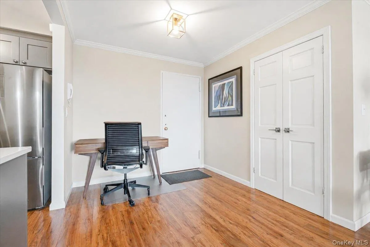 7025 Yellowstone Boulevard, New York, NY, 1 Bedroom Bedrooms, 3 Rooms Rooms,1 BathroomBathrooms,Residential,For Rent,Yellowstone,0,1037066 7025 Yellowstone Boulevard, New York, NY, 1 Bedroom Bedrooms, 3 Rooms Rooms,1 BathroomBathrooms,Residential,For Rent,Yellowstone,0,1037066