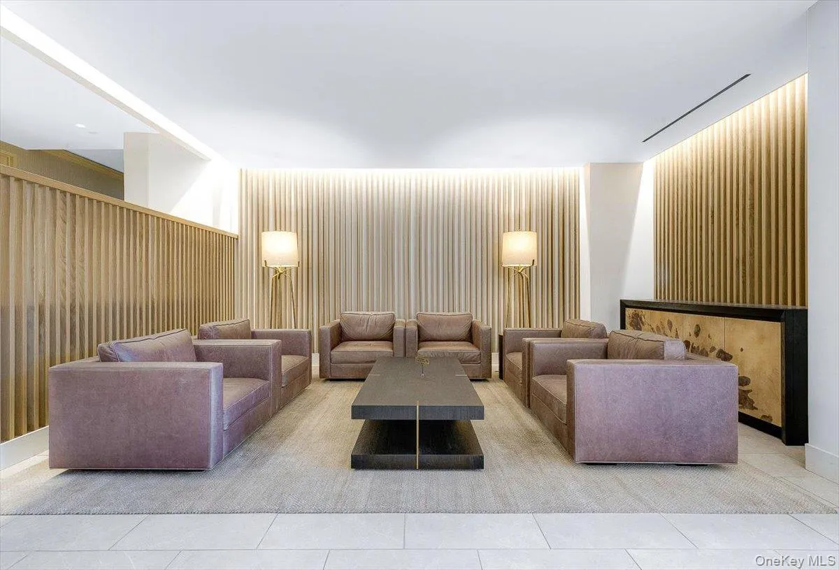 7025 Yellowstone Boulevard, New York, NY, 1 Bedroom Bedrooms, 3 Rooms Rooms,1 BathroomBathrooms,Residential,For Rent,Yellowstone,0,1037066 7025 Yellowstone Boulevard, New York, NY, 1 Bedroom Bedrooms, 3 Rooms Rooms,1 BathroomBathrooms,Residential,For Rent,Yellowstone,0,1037066