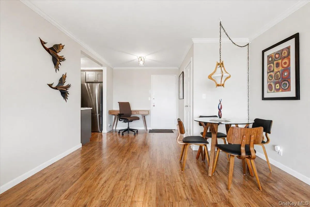 7025 Yellowstone Boulevard, New York, NY, 1 Bedroom Bedrooms, 3 Rooms Rooms,1 BathroomBathrooms,Residential,For Rent,Yellowstone,0,1037066 7025 Yellowstone Boulevard, New York, NY, 1 Bedroom Bedrooms, 3 Rooms Rooms,1 BathroomBathrooms,Residential,For Rent,Yellowstone,0,1037066