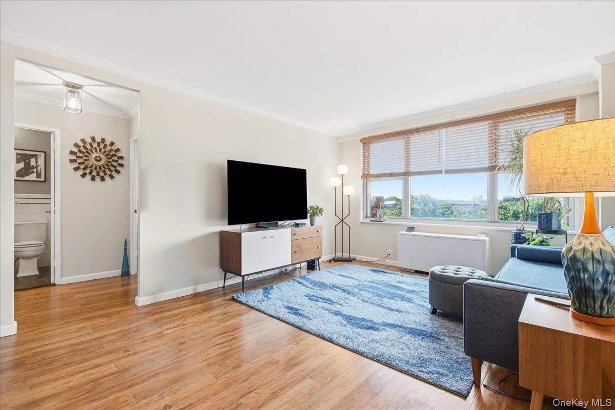 7025 Yellowstone Boulevard, New York, NY, 1 Bedroom Bedrooms, 3 Rooms Rooms,1 BathroomBathrooms,Residential,For Rent,Yellowstone,0,1037066 7025 Yellowstone Boulevard, New York, NY, 1 Bedroom Bedrooms, 3 Rooms Rooms,1 BathroomBathrooms,Residential,For Rent,Yellowstone,0,1037066