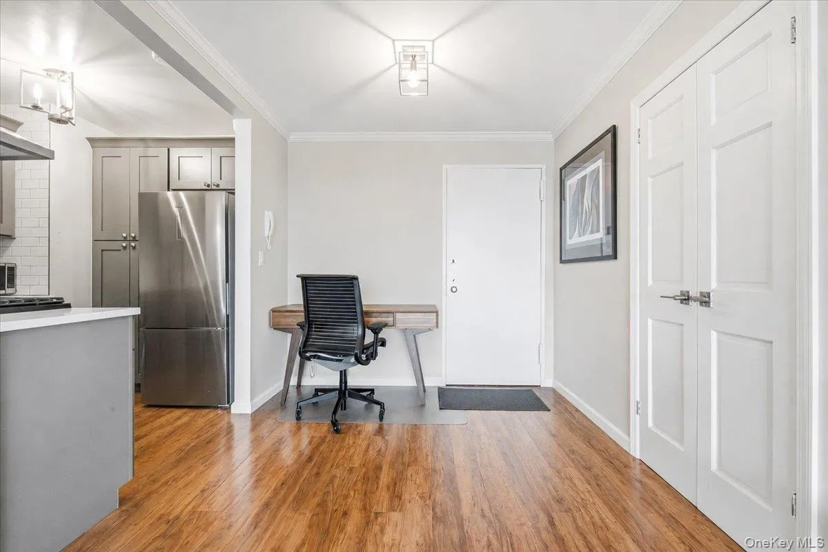 7025 Yellowstone Boulevard, New York, NY, 1 Bedroom Bedrooms, 3 Rooms Rooms,1 BathroomBathrooms,Residential,For Rent,Yellowstone,0,1037066 7025 Yellowstone Boulevard, New York, NY, 1 Bedroom Bedrooms, 3 Rooms Rooms,1 BathroomBathrooms,Residential,For Rent,Yellowstone,0,1037066