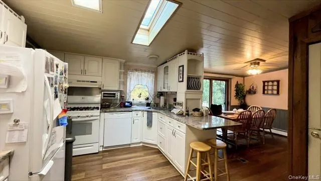 231 Traverse Road, Out Of Area, PA, 3 Bedrooms Bedrooms, 14 Rooms Rooms,3 BathroomsBathrooms,Residential,For Rent,Traverse,0,1037068 231 Traverse Road, Out Of Area, PA, 3 Bedrooms Bedrooms, 14 Rooms Rooms,3 BathroomsBathrooms,Residential,For Rent,Traverse,0,1037068