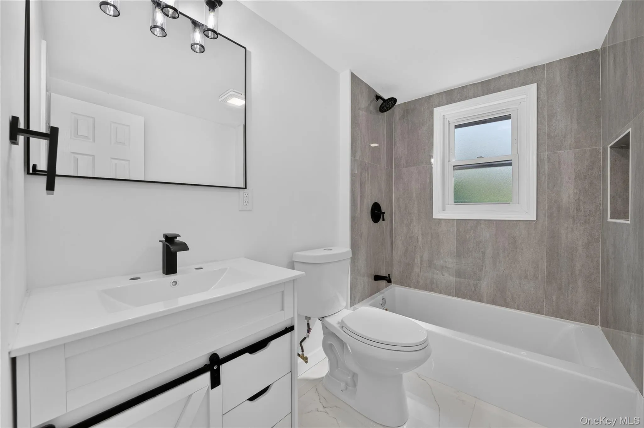 10 Field Place, Huntington, NY, 4 Bedrooms Bedrooms, 8 Rooms Rooms,2 BathroomsBathrooms,Residential,For Rent,Field,0,1037069 10 Field Place, Huntington, NY, 4 Bedrooms Bedrooms, 8 Rooms Rooms,2 BathroomsBathrooms,Residential,For Rent,Field,0,1037069