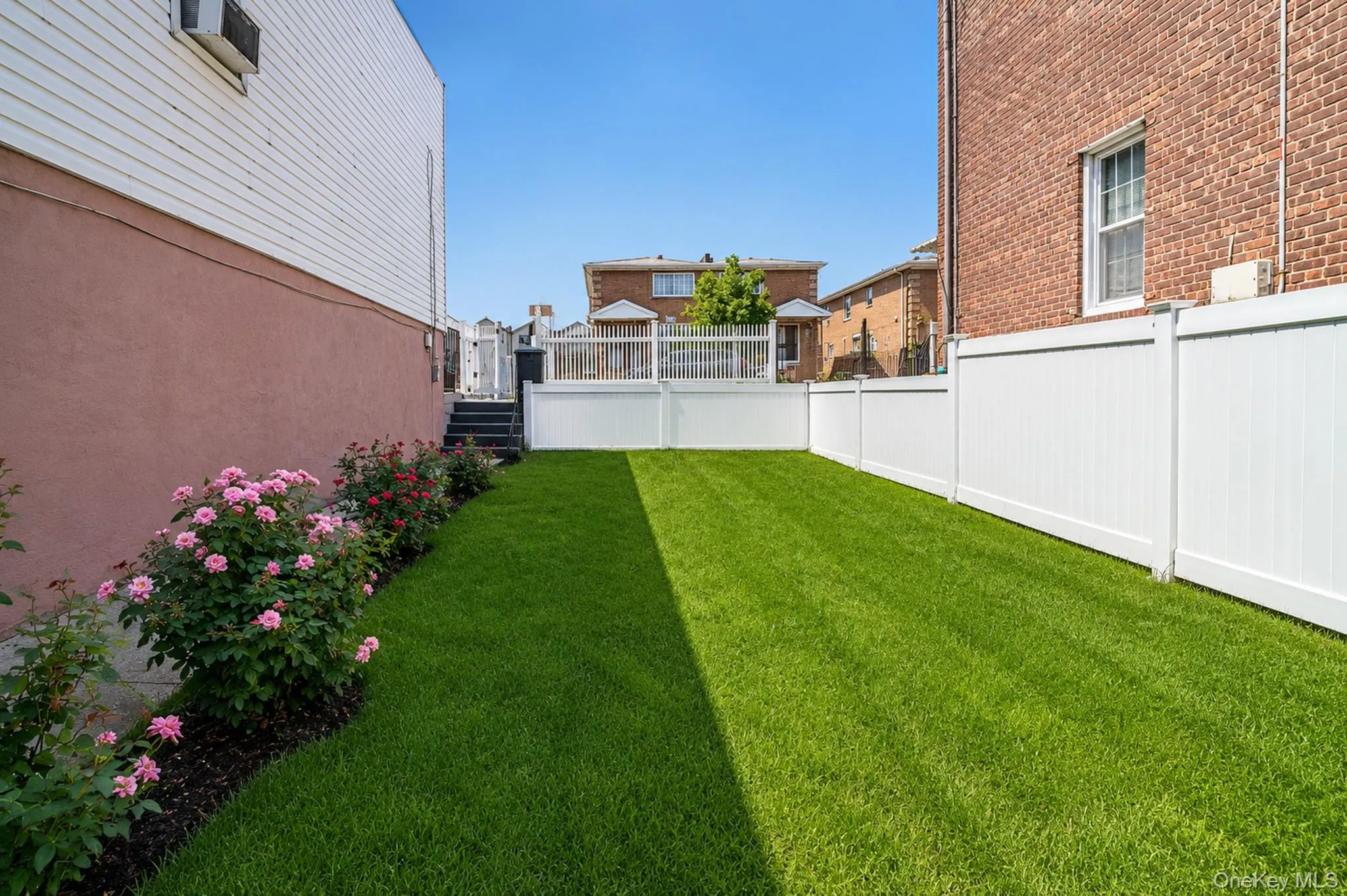 887 Pine Street, New York, NY, 2 Bedrooms Bedrooms, 3 Rooms Rooms,1 BathroomBathrooms,Residential Lease,For Rent,Pine,0,1037071 887 Pine Street, New York, NY, 2 Bedrooms Bedrooms, 3 Rooms Rooms,1 BathroomBathrooms,Residential Lease,For Rent,Pine,0,1037071
