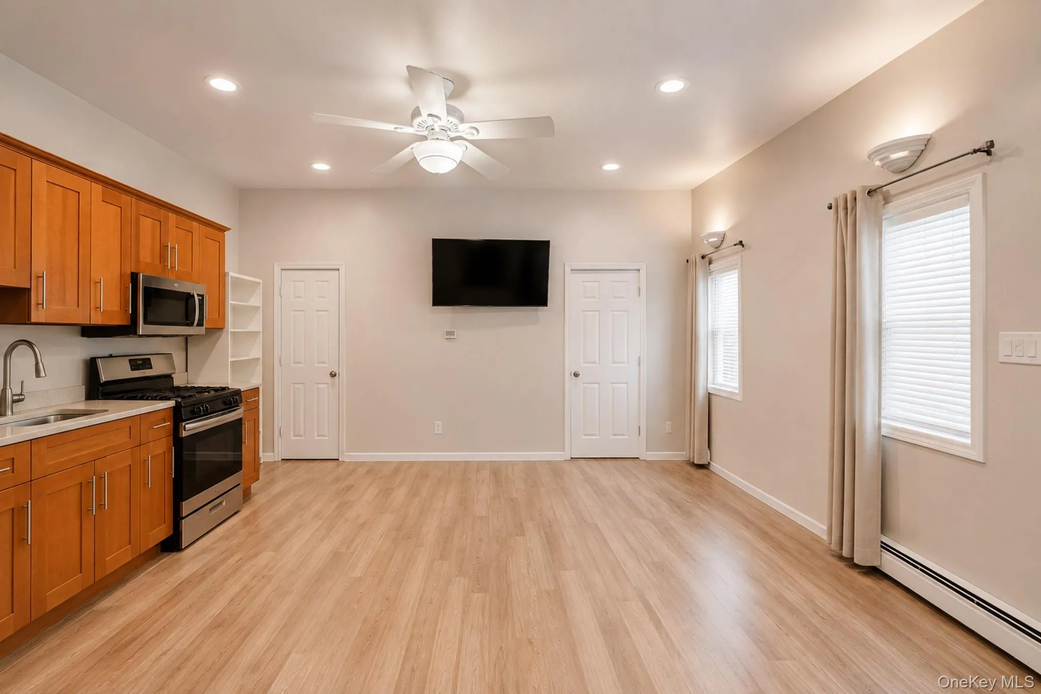887 Pine Street, New York, NY, 2 Bedrooms Bedrooms, 3 Rooms Rooms,1 BathroomBathrooms,Residential Lease,For Rent,Pine,0,1037071 887 Pine Street, New York, NY, 2 Bedrooms Bedrooms, 3 Rooms Rooms,1 BathroomBathrooms,Residential Lease,For Rent,Pine,0,1037071