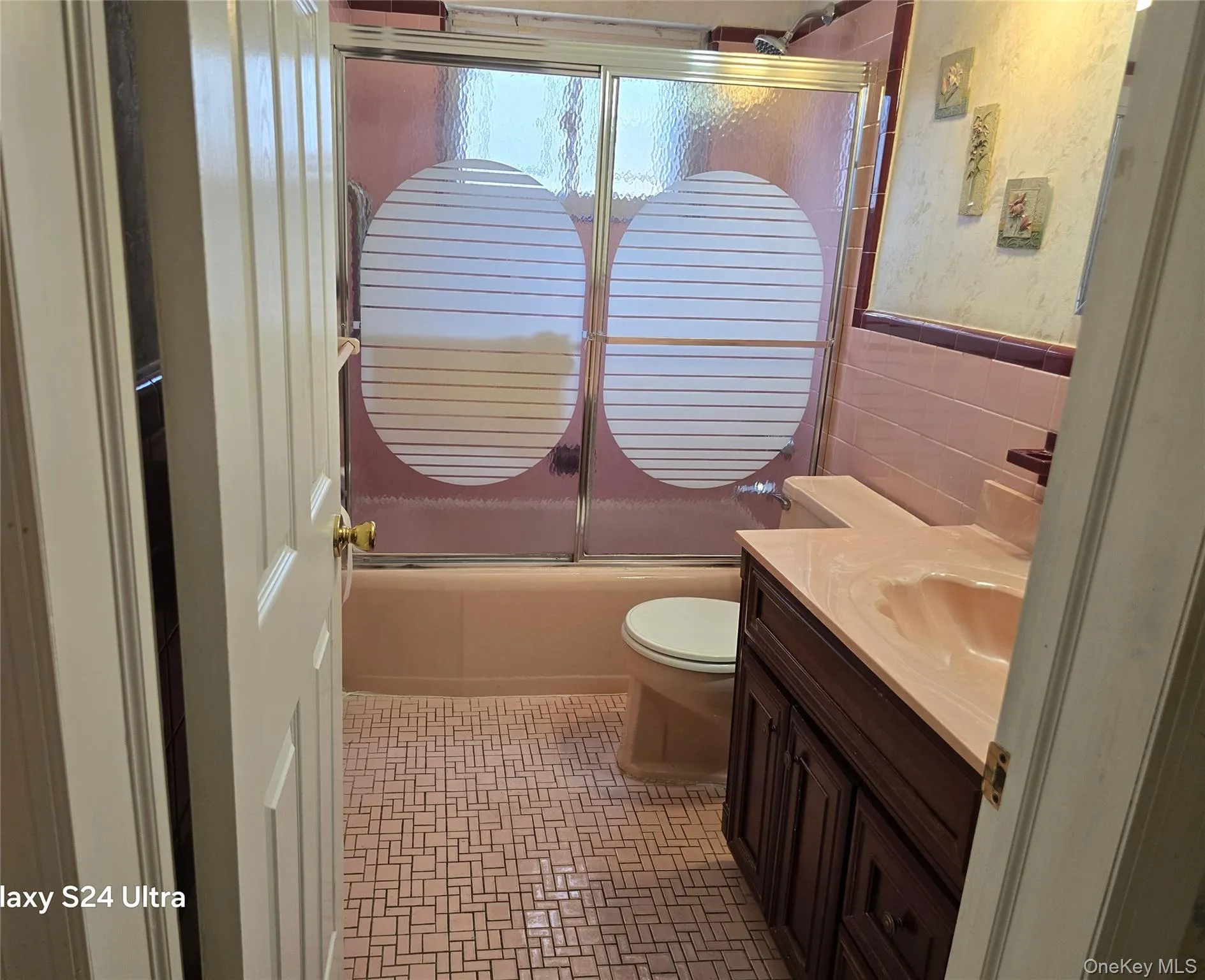 6515 180th Street, New York, NY, 3 Bedrooms Bedrooms, 7 Rooms Rooms,2 BathroomsBathrooms,Residential,For Rent,180th,0,1037072 6515 180th Street, New York, NY, 3 Bedrooms Bedrooms, 7 Rooms Rooms,2 BathroomsBathrooms,Residential,For Rent,180th,0,1037072