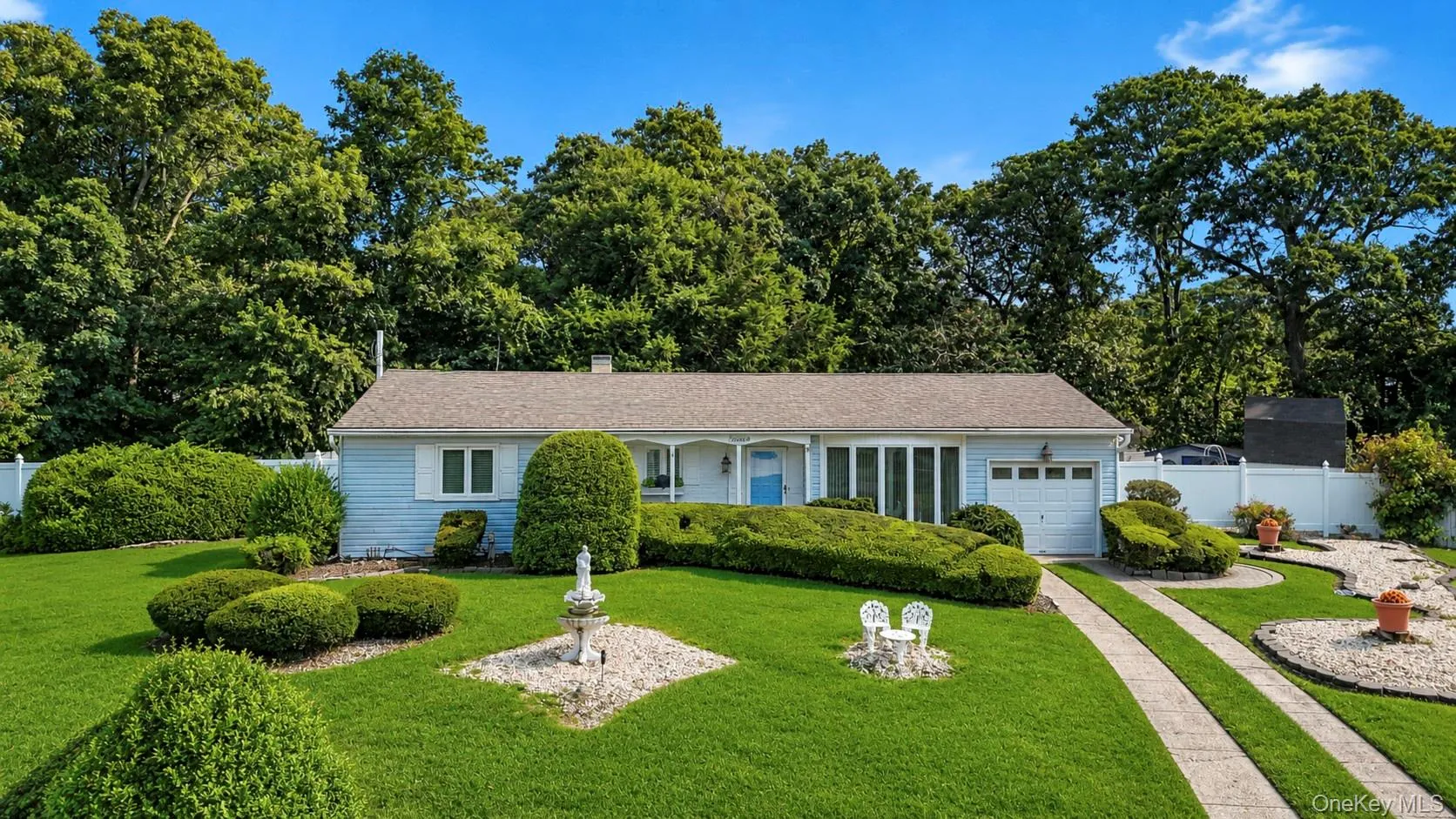 12 Heather Court, Brookhaven, NY, 3 Bedrooms Bedrooms, 6 Rooms Rooms,2 BathroomsBathrooms,Residential,For Rent,Heather,0,1037073 12 Heather Court, Brookhaven, NY, 3 Bedrooms Bedrooms, 6 Rooms Rooms,2 BathroomsBathrooms,Residential,For Rent,Heather,0,1037073