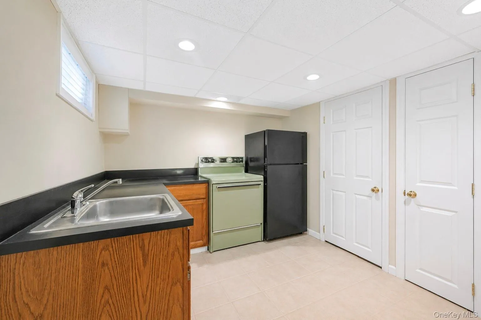 12 Heather Court, Brookhaven, NY, 3 Bedrooms Bedrooms, 6 Rooms Rooms,2 BathroomsBathrooms,Residential,For Rent,Heather,0,1037073 12 Heather Court, Brookhaven, NY, 3 Bedrooms Bedrooms, 6 Rooms Rooms,2 BathroomsBathrooms,Residential,For Rent,Heather,0,1037073
