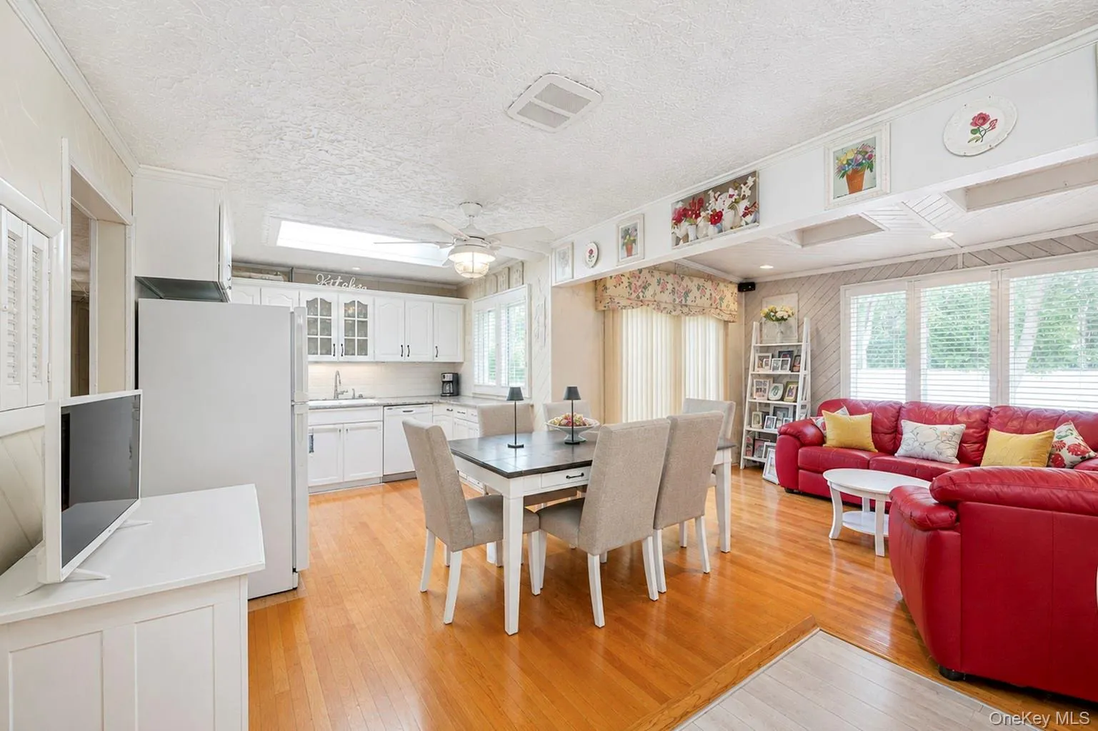 12 Heather Court, Brookhaven, NY, 3 Bedrooms Bedrooms, 6 Rooms Rooms,2 BathroomsBathrooms,Residential,For Rent,Heather,0,1037073 12 Heather Court, Brookhaven, NY, 3 Bedrooms Bedrooms, 6 Rooms Rooms,2 BathroomsBathrooms,Residential,For Rent,Heather,0,1037073