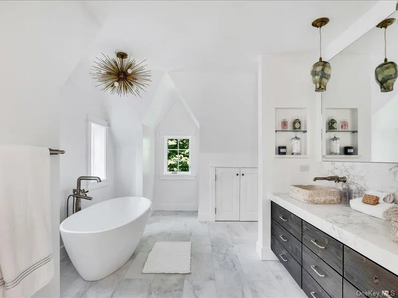 674 Crescent Avenue, Saratoga Springs, NY, 4 Bedrooms Bedrooms, 11 Rooms Rooms,3 BathroomsBathrooms,Residential,For Rent,Crescent,0,1037085 674 Crescent Avenue, Saratoga Springs, NY, 4 Bedrooms Bedrooms, 11 Rooms Rooms,3 BathroomsBathrooms,Residential,For Rent,Crescent,0,1037085