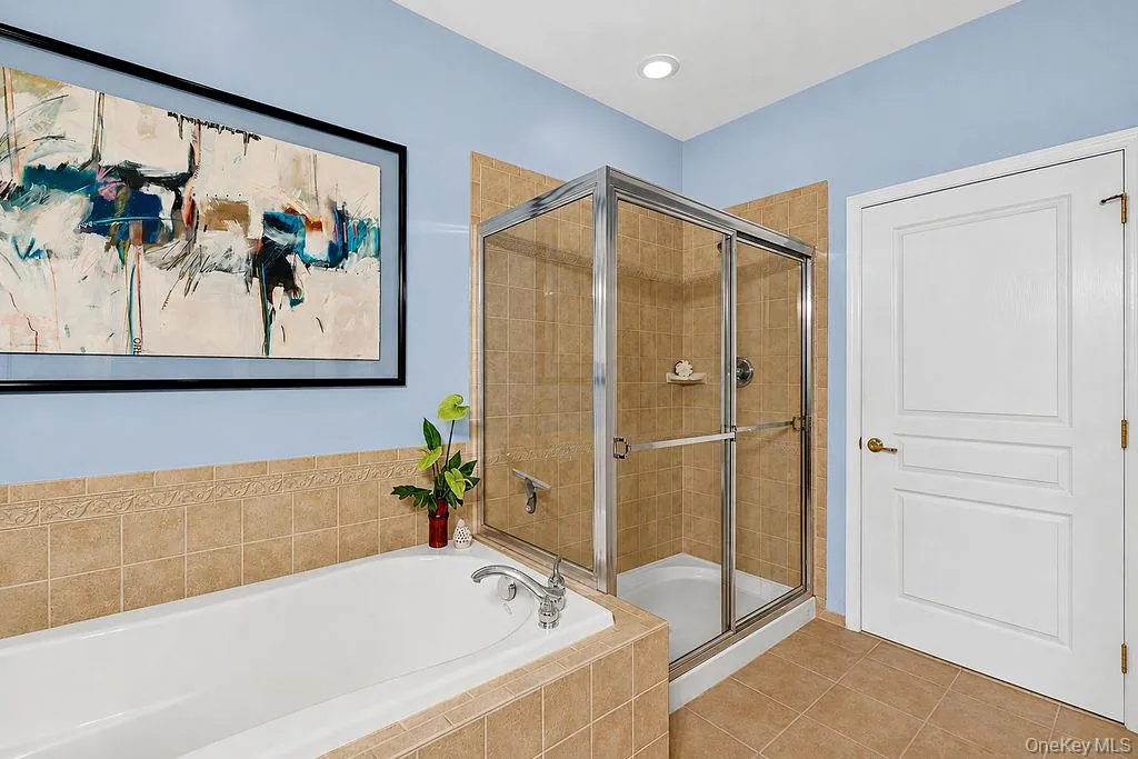 Primary bath with double vanity, tub and separateshower Primary bath with double vanity, tub and separateshower