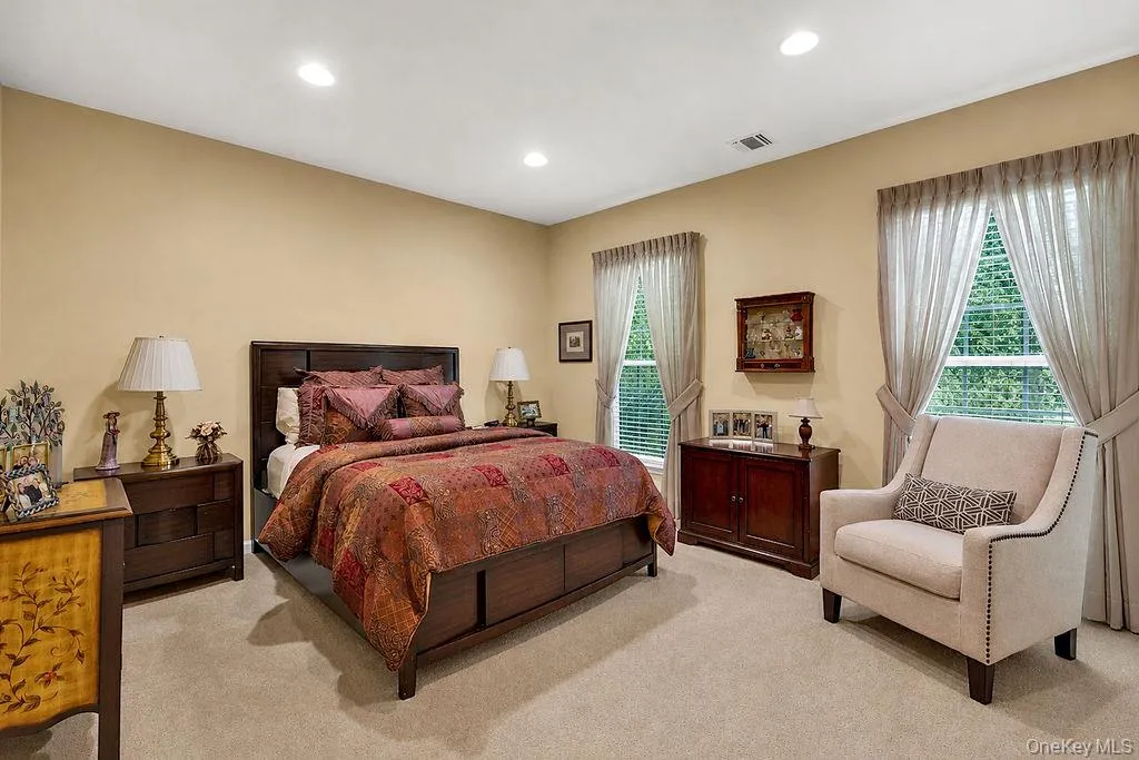 Comfortable Guest Bedroom Comfortable Guest Bedroom