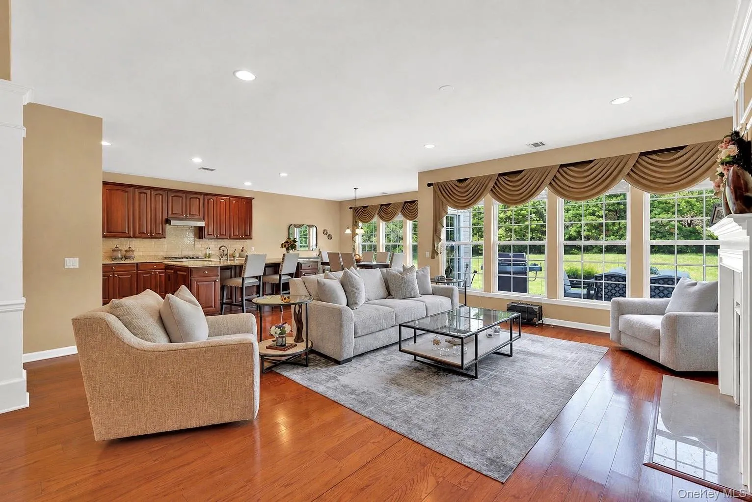 79 Samantha Circle, Southampton, NY, 2 Bedrooms Bedrooms, 8 Rooms Rooms,2 BathroomsBathrooms,Residential,For Rent,Samantha,0,1037089 79 Samantha Circle, Southampton, NY, 2 Bedrooms Bedrooms, 8 Rooms Rooms,2 BathroomsBathrooms,Residential,For Rent,Samantha,0,1037089