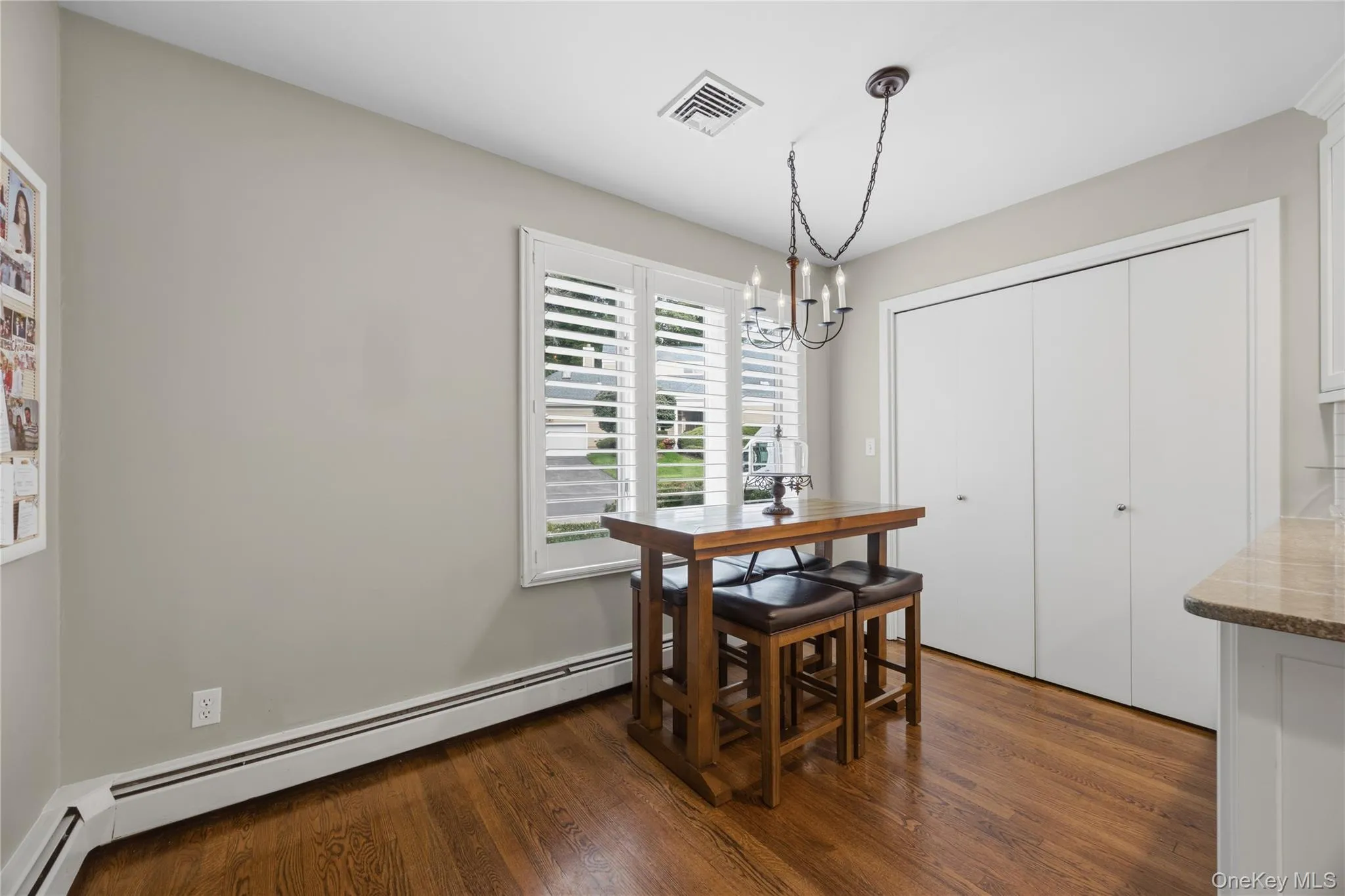 Breakfast area in the kitchen with views outdoors. Breakfast area in the kitchen with views outdoors.
