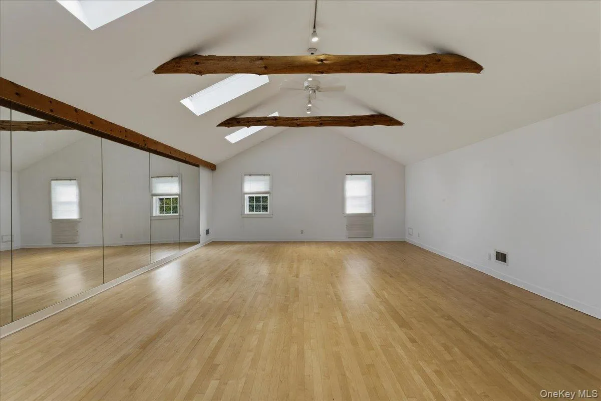 Dance studio custom made for professional flamenco dancer Dance studio custom made for professional flamenco dancer