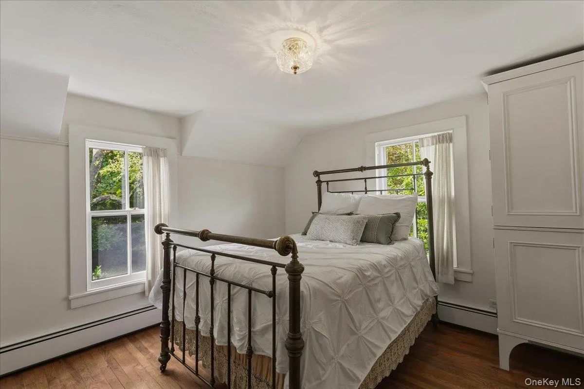 100 Whitlockville Road, Bedford, NY, 3 Bedrooms Bedrooms, 8 Rooms Rooms,3 BathroomsBathrooms,Residential,For Rent,Whitlockville,0,1037099 100 Whitlockville Road, Bedford, NY, 3 Bedrooms Bedrooms, 8 Rooms Rooms,3 BathroomsBathrooms,Residential,For Rent,Whitlockville,0,1037099