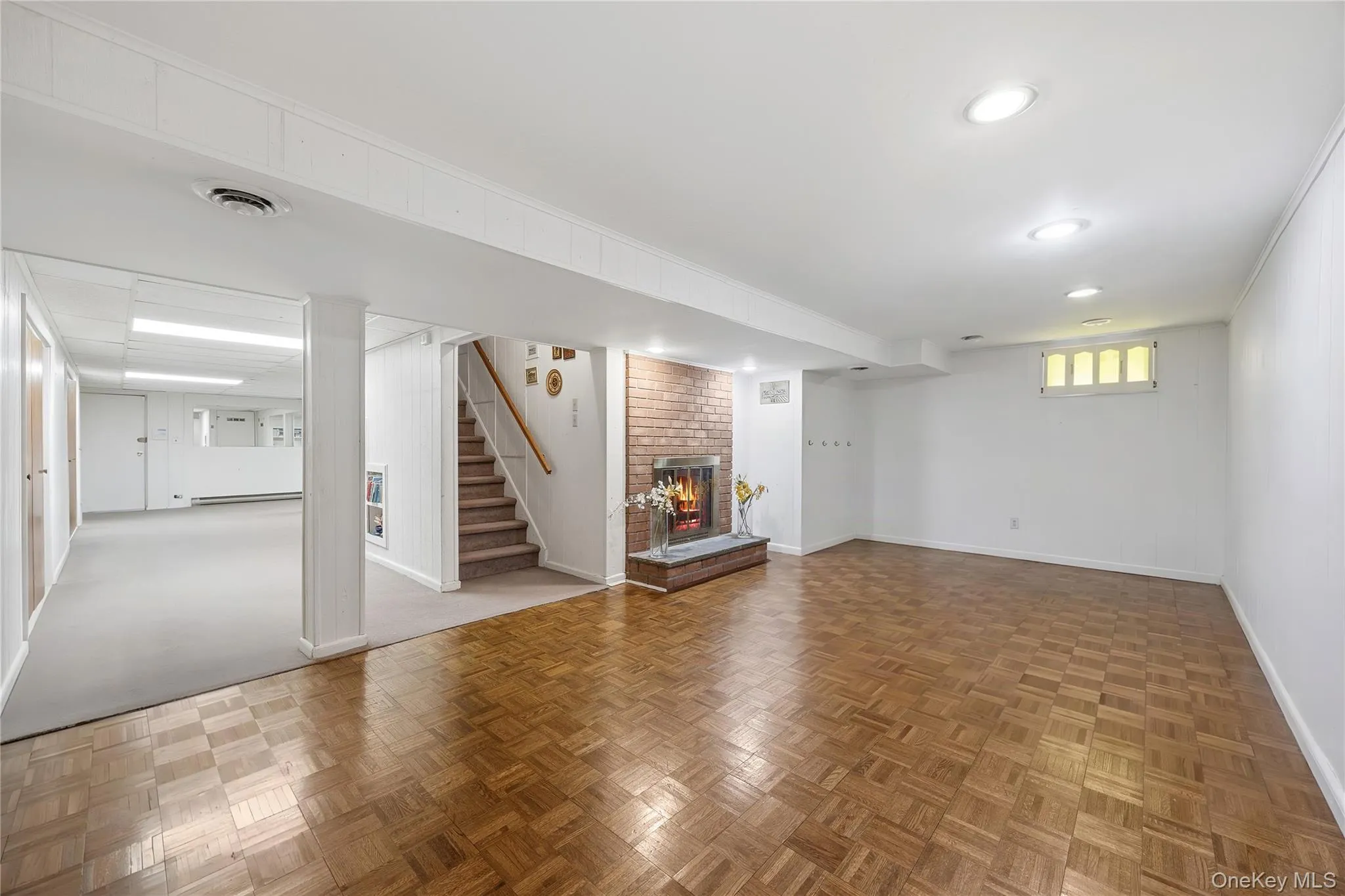 Huge Storage Basement with great potential, not part of the SF of the house. Huge Storage Basement with great potential, not part of the SF of the house.