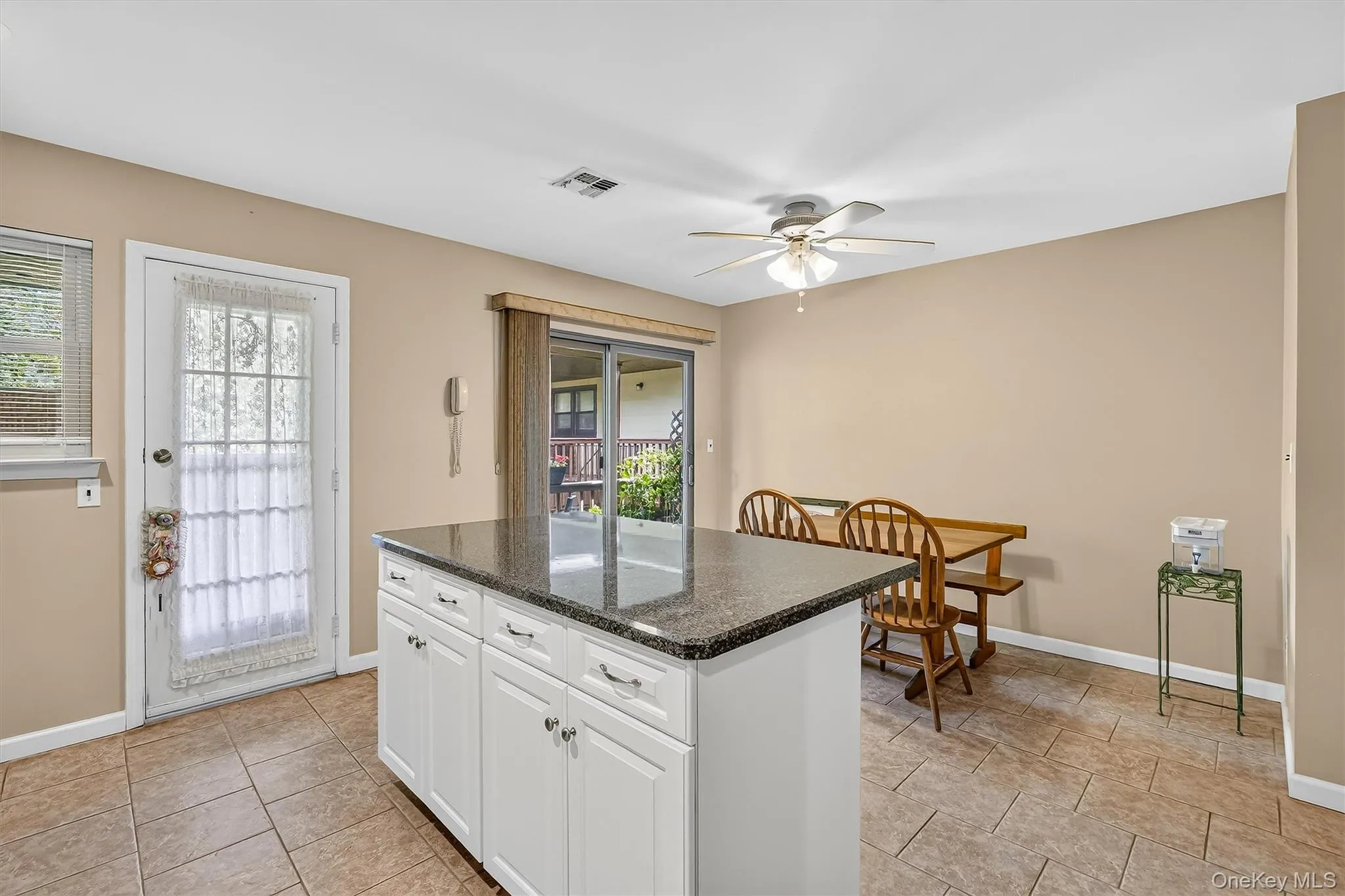 38 Milford Lane, Ramapo, NY, 2 Bedrooms Bedrooms, 7 Rooms Rooms,2 BathroomsBathrooms,Residential,For Rent,Milford,0,1037101 38 Milford Lane, Ramapo, NY, 2 Bedrooms Bedrooms, 7 Rooms Rooms,2 BathroomsBathrooms,Residential,For Rent,Milford,0,1037101
