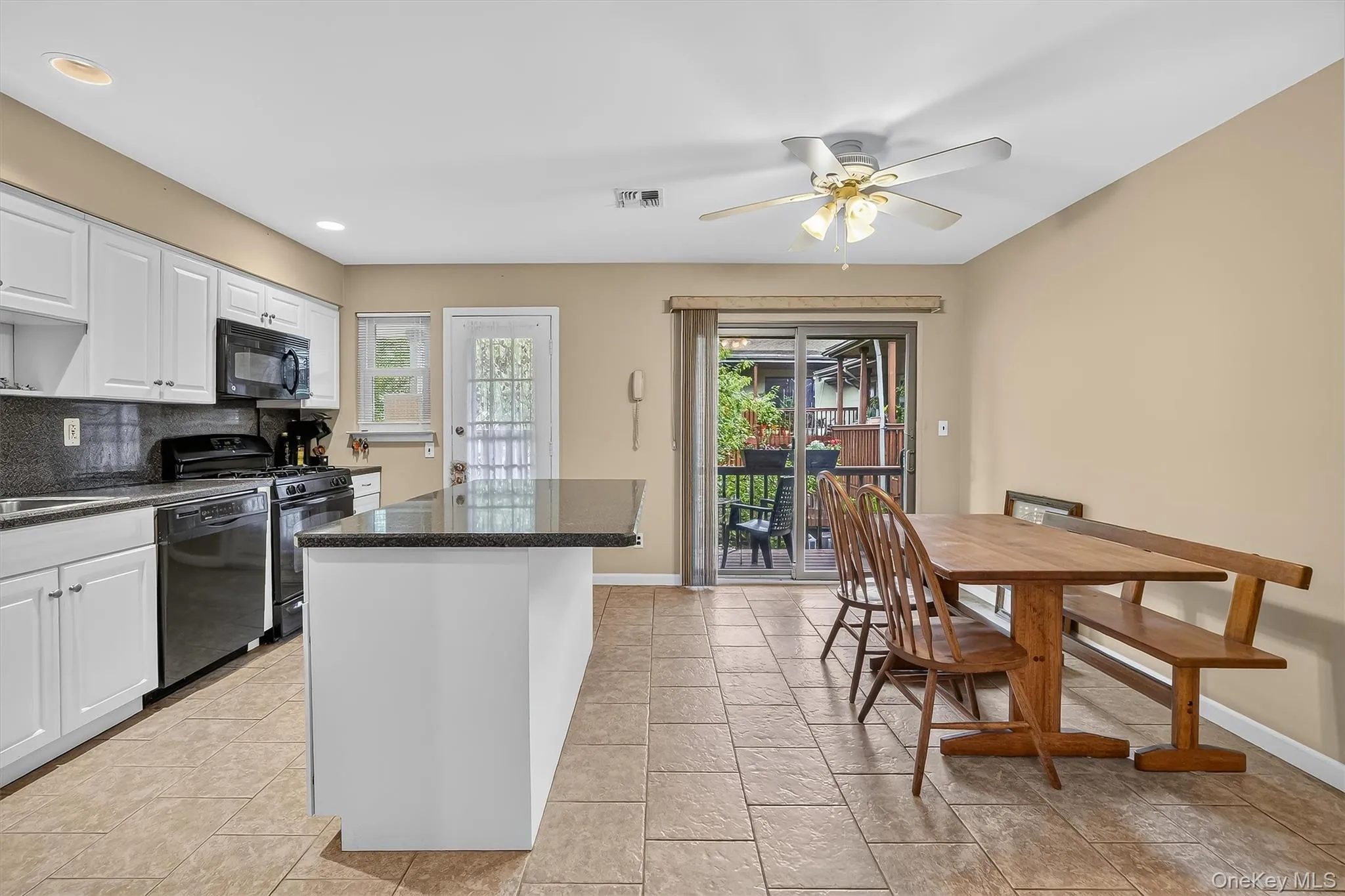38 Milford Lane, Ramapo, NY, 2 Bedrooms Bedrooms, 7 Rooms Rooms,2 BathroomsBathrooms,Residential,For Rent,Milford,0,1037101 38 Milford Lane, Ramapo, NY, 2 Bedrooms Bedrooms, 7 Rooms Rooms,2 BathroomsBathrooms,Residential,For Rent,Milford,0,1037101