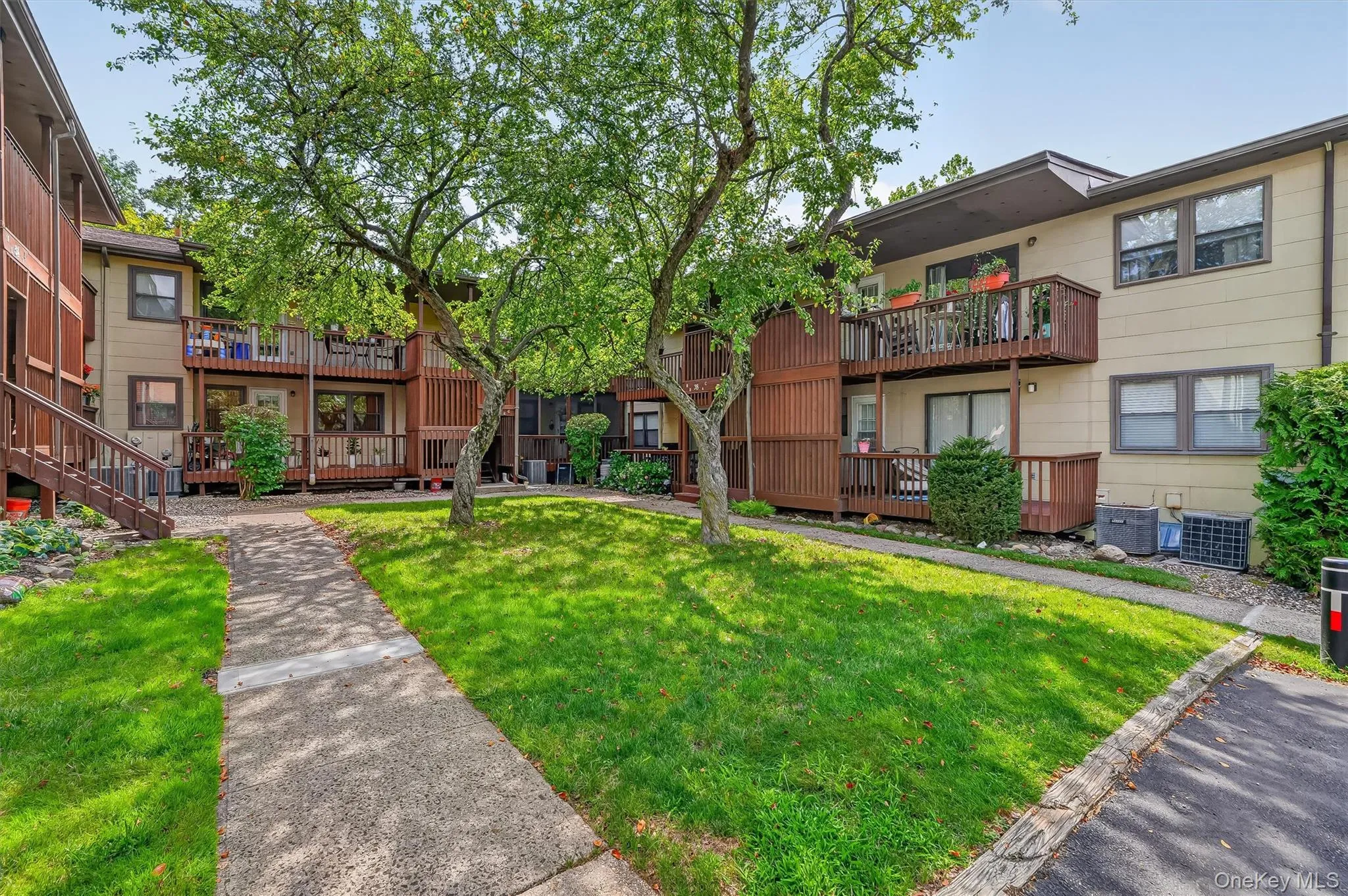 38 Milford Lane, Ramapo, NY, 2 Bedrooms Bedrooms, 7 Rooms Rooms,2 BathroomsBathrooms,Residential,For Rent,Milford,0,1037101 38 Milford Lane, Ramapo, NY, 2 Bedrooms Bedrooms, 7 Rooms Rooms,2 BathroomsBathrooms,Residential,For Rent,Milford,0,1037101