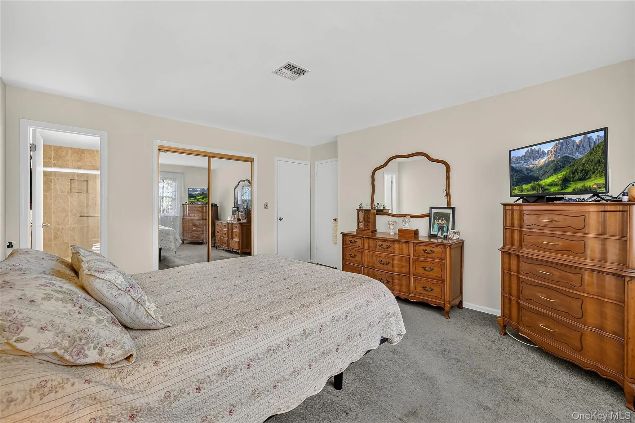 38 Milford Lane, Ramapo, NY, 2 Bedrooms Bedrooms, 7 Rooms Rooms,2 BathroomsBathrooms,Residential,For Rent,Milford,0,1037101 38 Milford Lane, Ramapo, NY, 2 Bedrooms Bedrooms, 7 Rooms Rooms,2 BathroomsBathrooms,Residential,For Rent,Milford,0,1037101