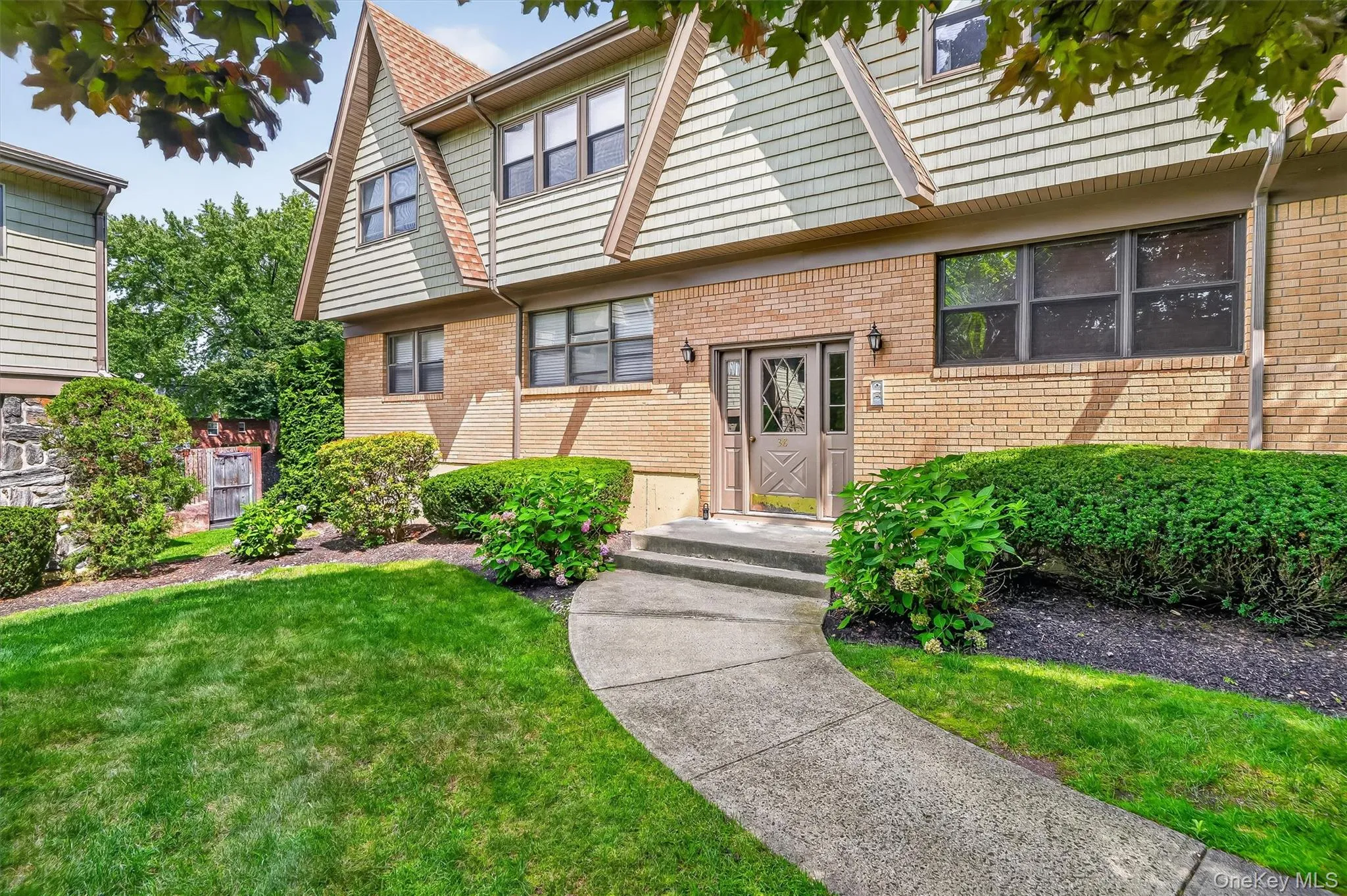 38 Milford Lane, Ramapo, NY, 2 Bedrooms Bedrooms, 7 Rooms Rooms,2 BathroomsBathrooms,Residential,For Rent,Milford,0,1037101 38 Milford Lane, Ramapo, NY, 2 Bedrooms Bedrooms, 7 Rooms Rooms,2 BathroomsBathrooms,Residential,For Rent,Milford,0,1037101