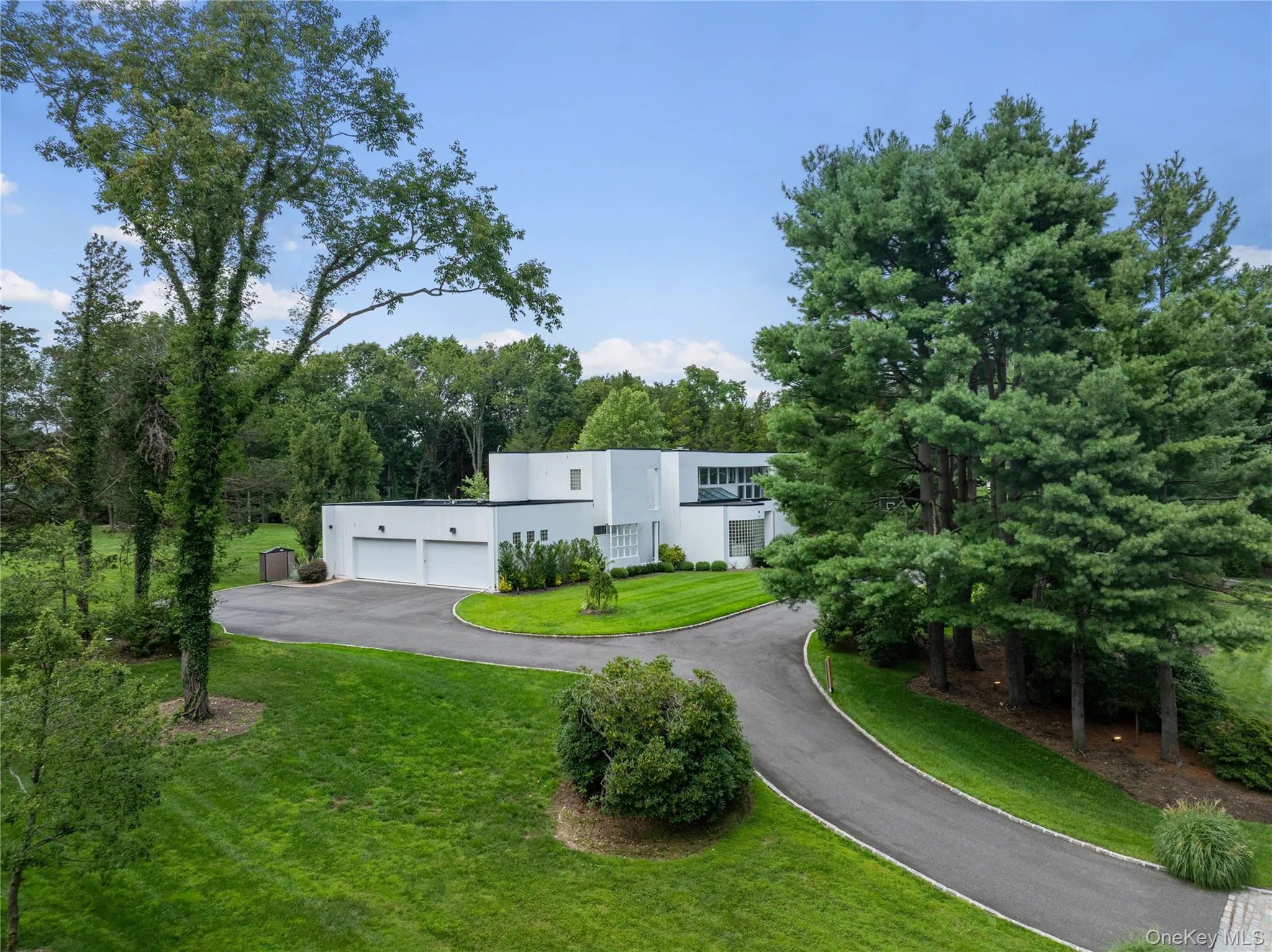 1 Vista Drive, Oyster Bay, NY, 6 Bedrooms Bedrooms, 10 Rooms Rooms,6 BathroomsBathrooms,Residential,For Rent,Vista,0,1037102 1 Vista Drive, Oyster Bay, NY, 6 Bedrooms Bedrooms, 10 Rooms Rooms,6 BathroomsBathrooms,Residential,For Rent,Vista,0,1037102