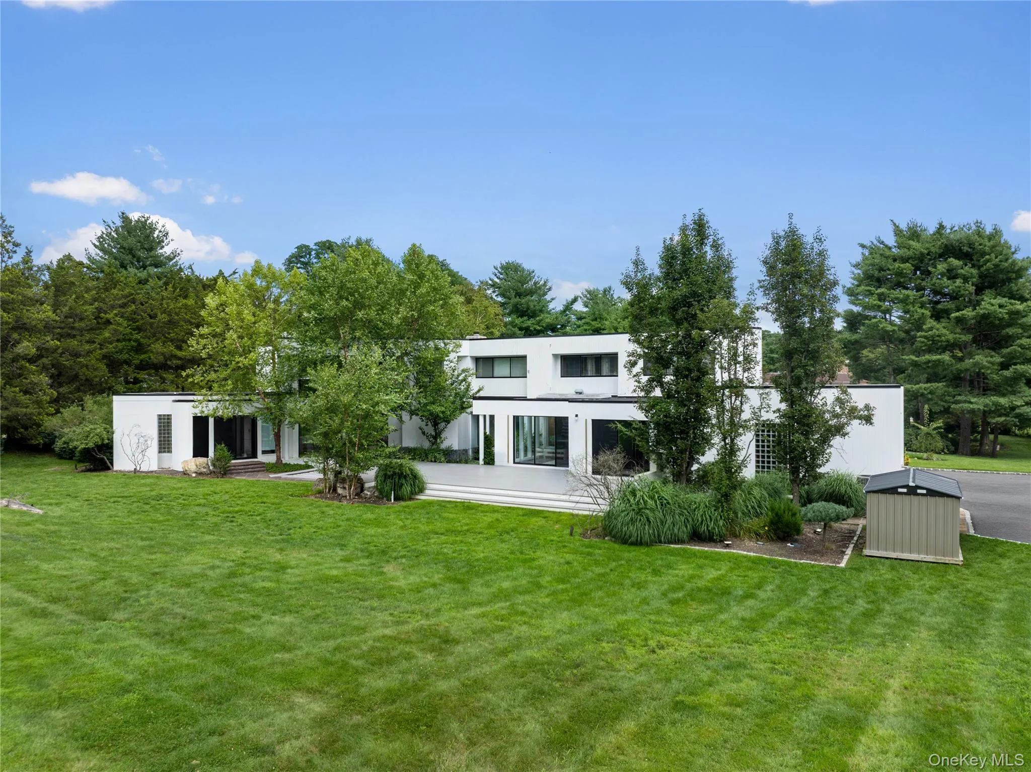 1 Vista Drive, Oyster Bay, NY, 6 Bedrooms Bedrooms, 10 Rooms Rooms,6 BathroomsBathrooms,Residential,For Rent,Vista,0,1037102 1 Vista Drive, Oyster Bay, NY, 6 Bedrooms Bedrooms, 10 Rooms Rooms,6 BathroomsBathrooms,Residential,For Rent,Vista,0,1037102