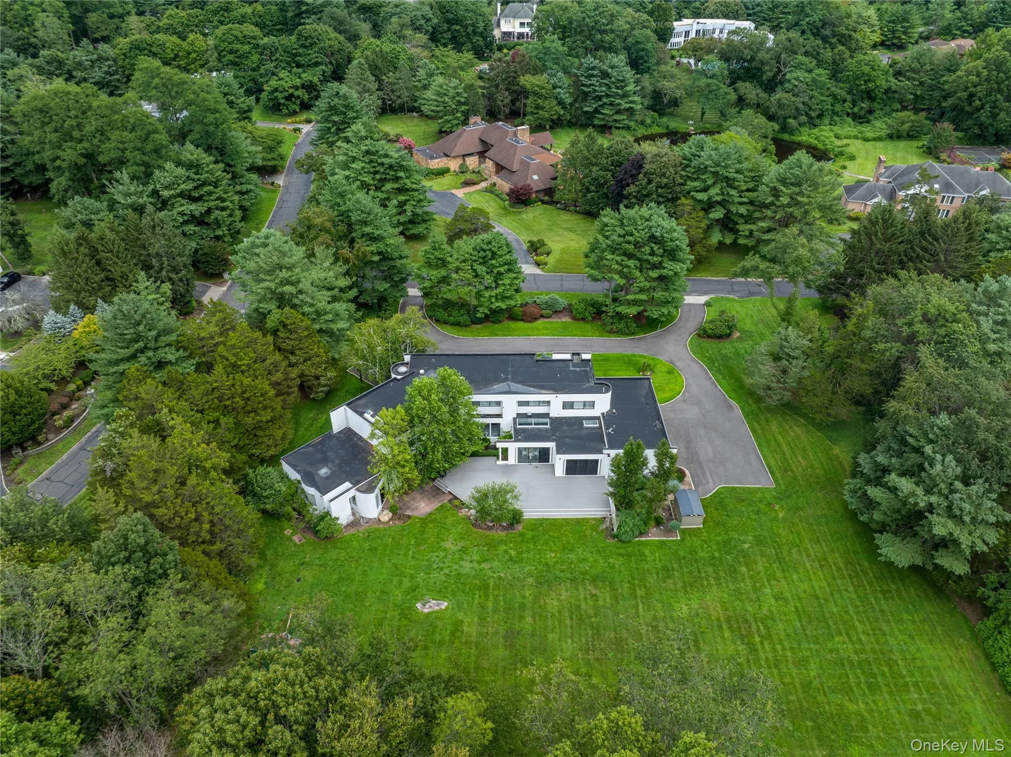 1 Vista Drive, Oyster Bay, NY, 6 Bedrooms Bedrooms, 10 Rooms Rooms,6 BathroomsBathrooms,Residential,For Rent,Vista,0,1037102 1 Vista Drive, Oyster Bay, NY, 6 Bedrooms Bedrooms, 10 Rooms Rooms,6 BathroomsBathrooms,Residential,For Rent,Vista,0,1037102